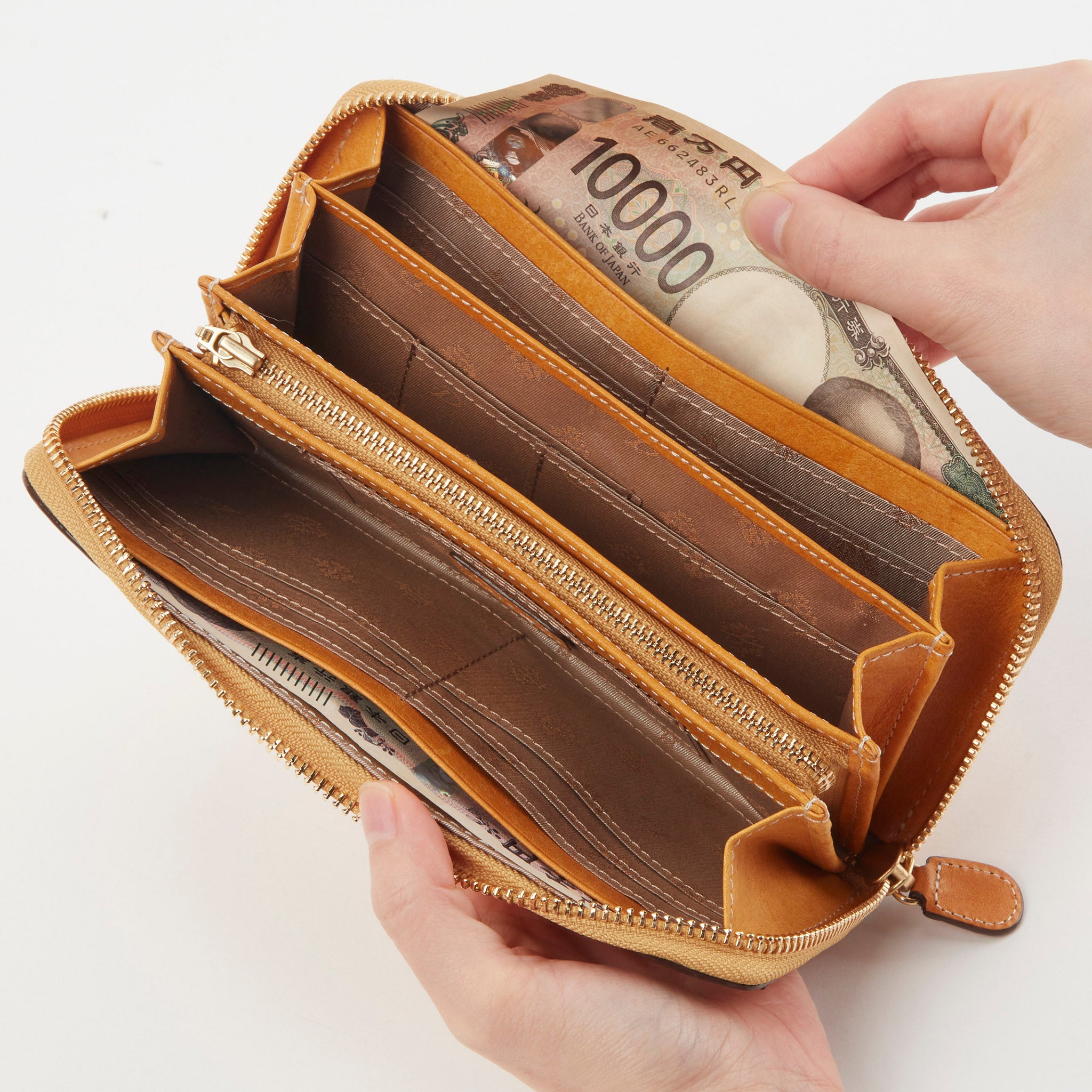 コラッジョ ラウンドファスナー長財布 0030942