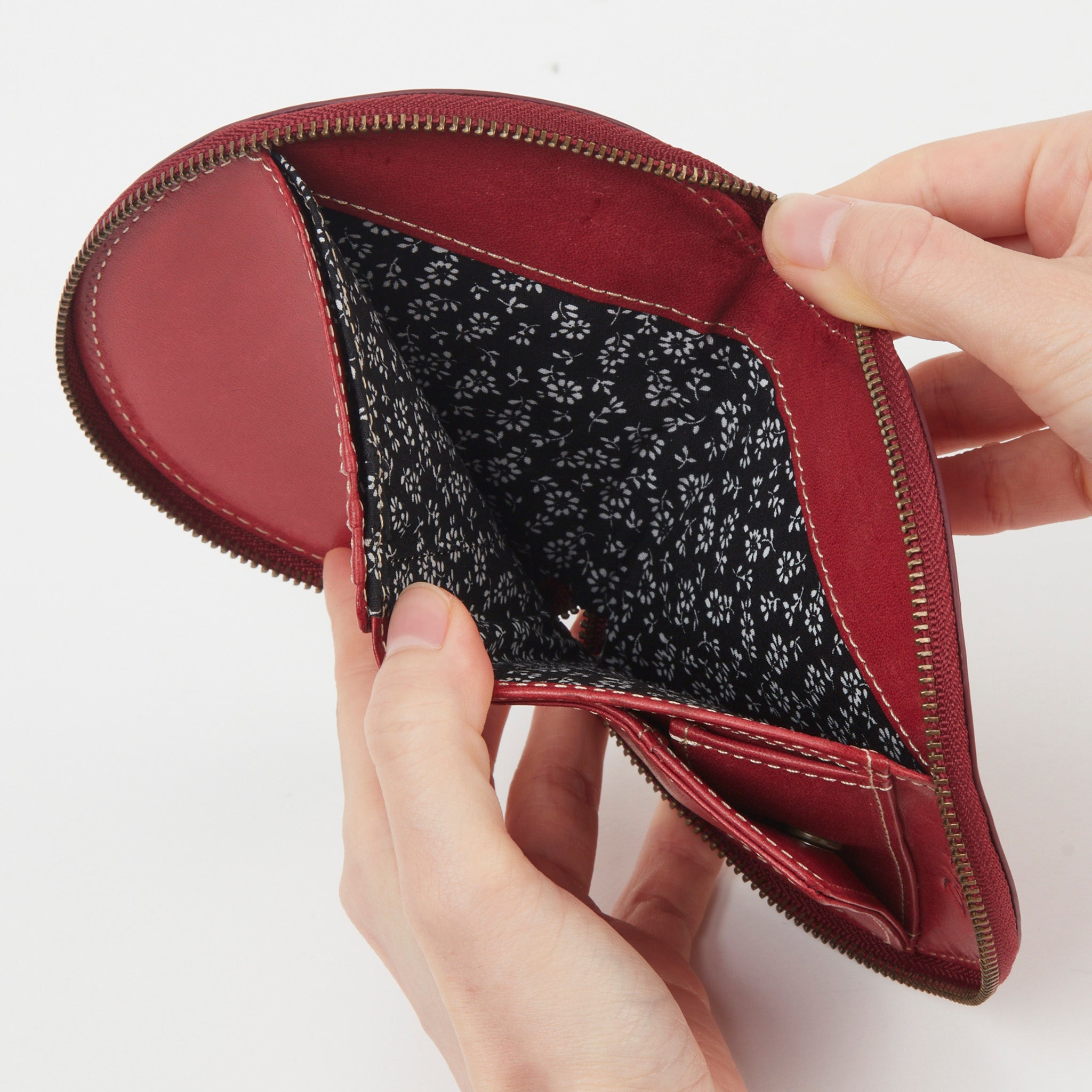 【yubeshi×Dakotaコラボ第二弾】 公式WEB・一部店舗限定品 カモミール ラウンドファスナー二つ折り財布 0031680