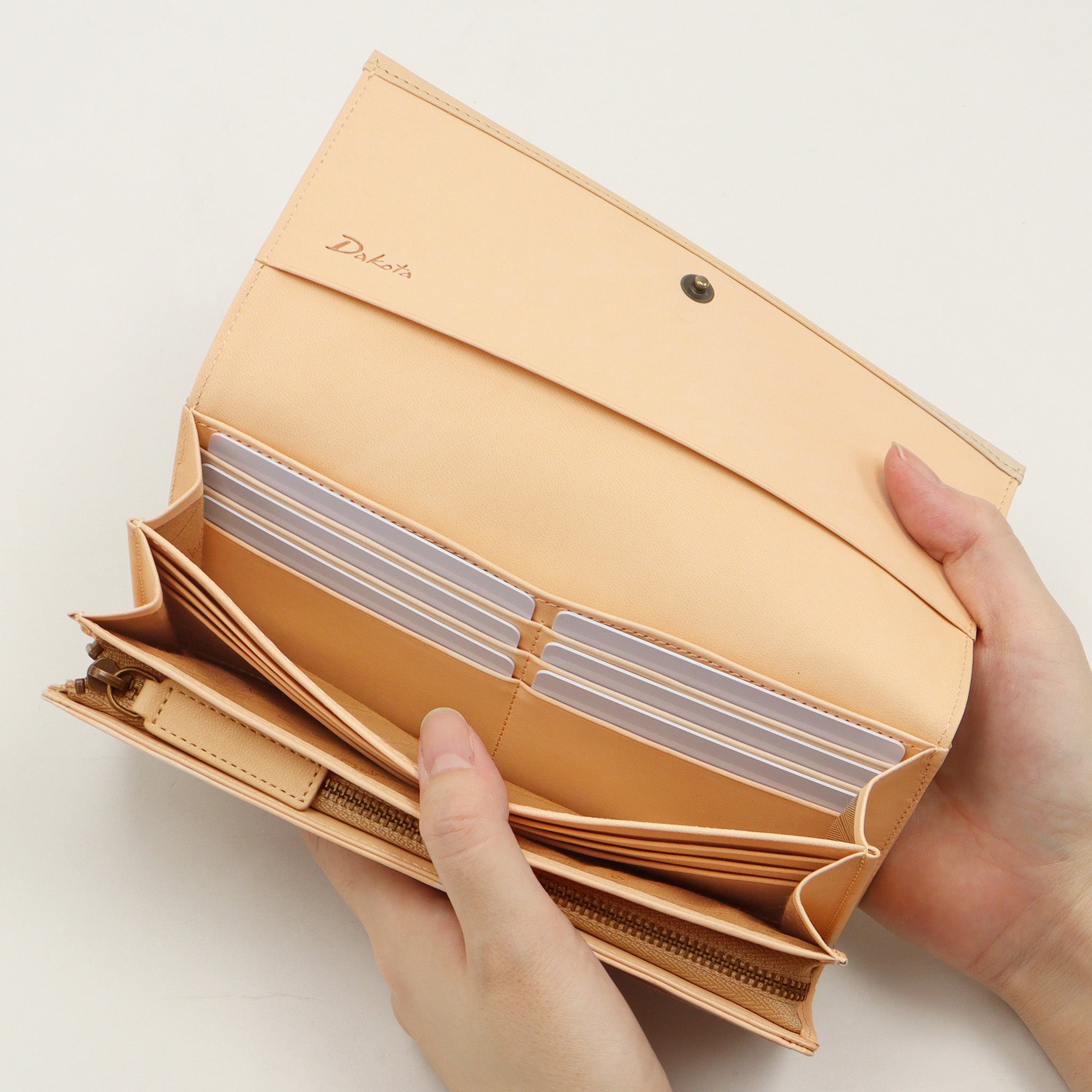 【公式WEB・一部店舗限定品】スティード 長財布 0031691