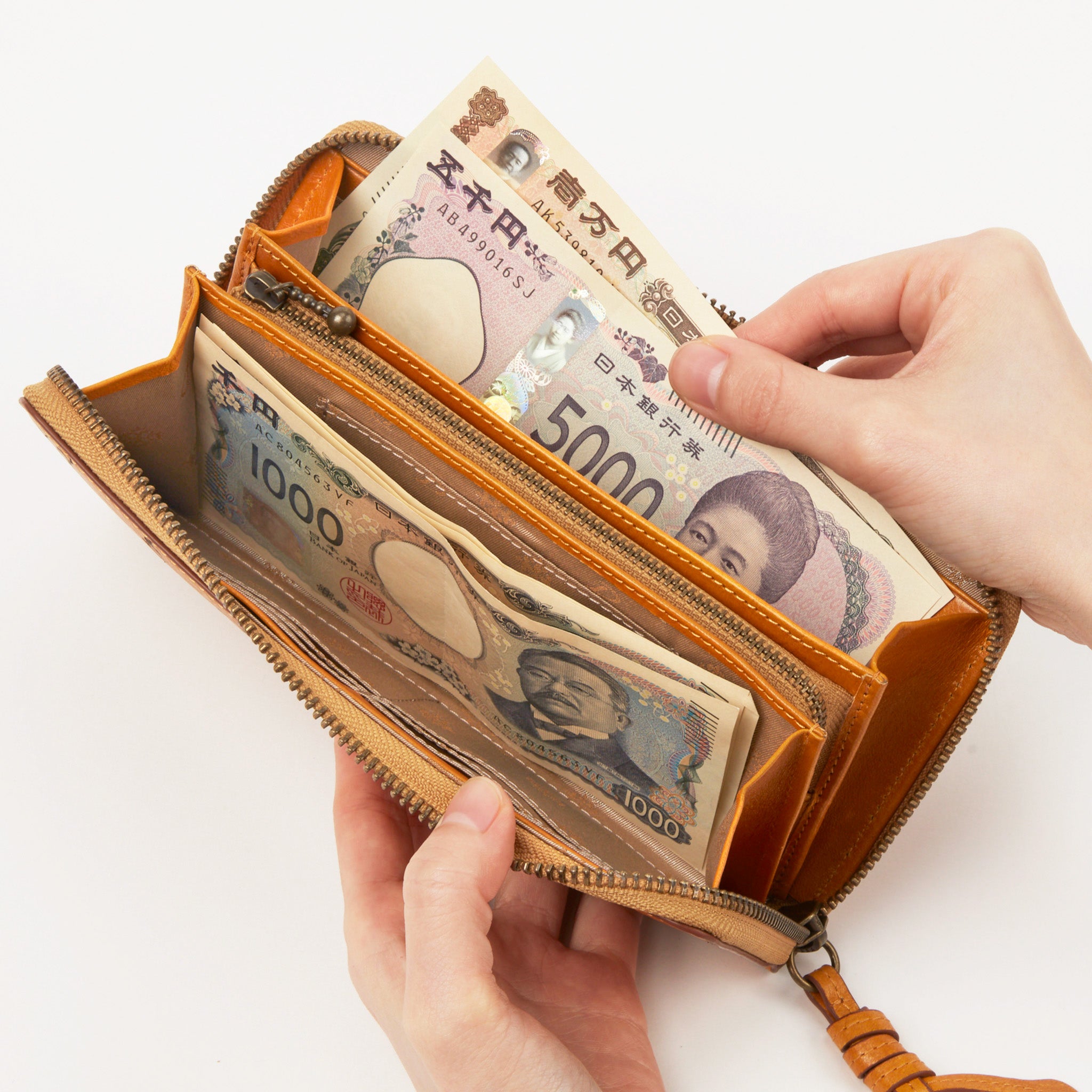 エレファンテ ラウンドファスナー長財布 0031782