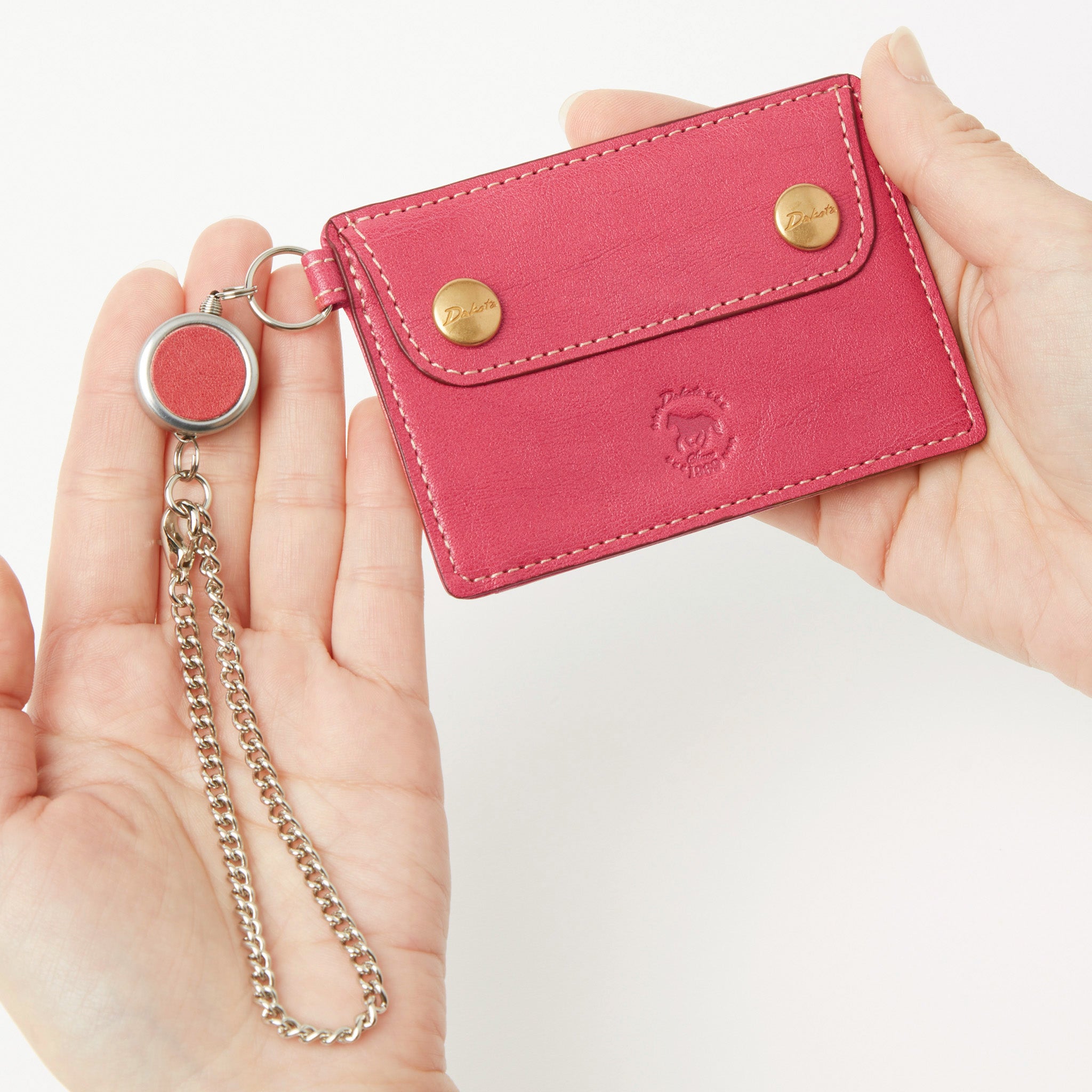 ヴィタミーナ リール付きパスケース 0031903