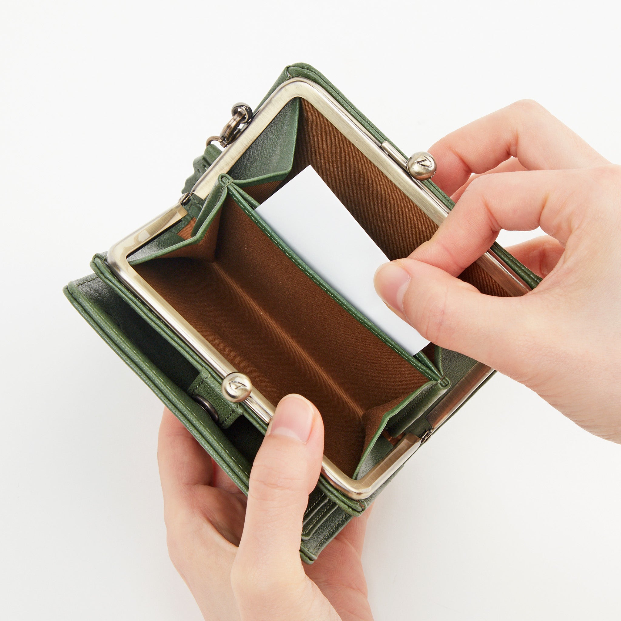 【公式WEB限定品】アニマーレ がま口二つ折り財布 0038640