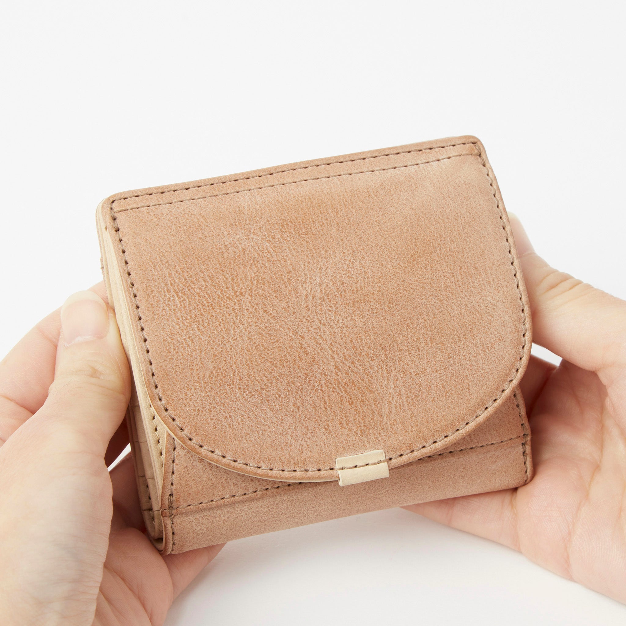 クレマ 二つ折り財布 0620131