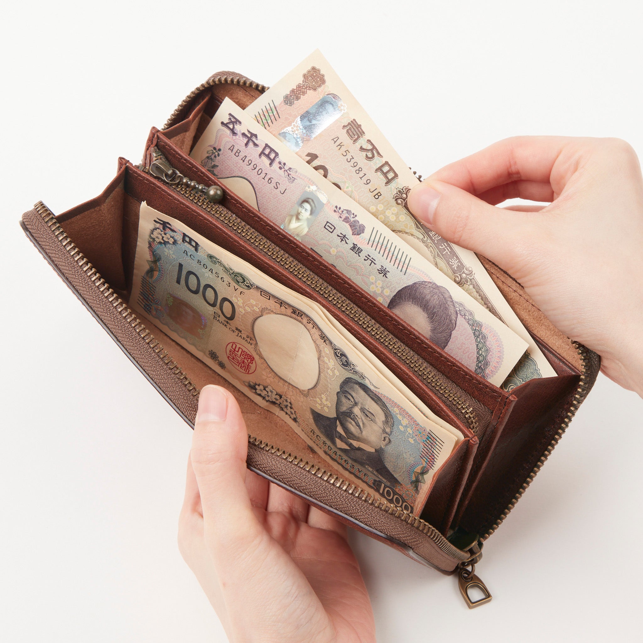 ハイデ ラウンドファスナー長財布 0620254