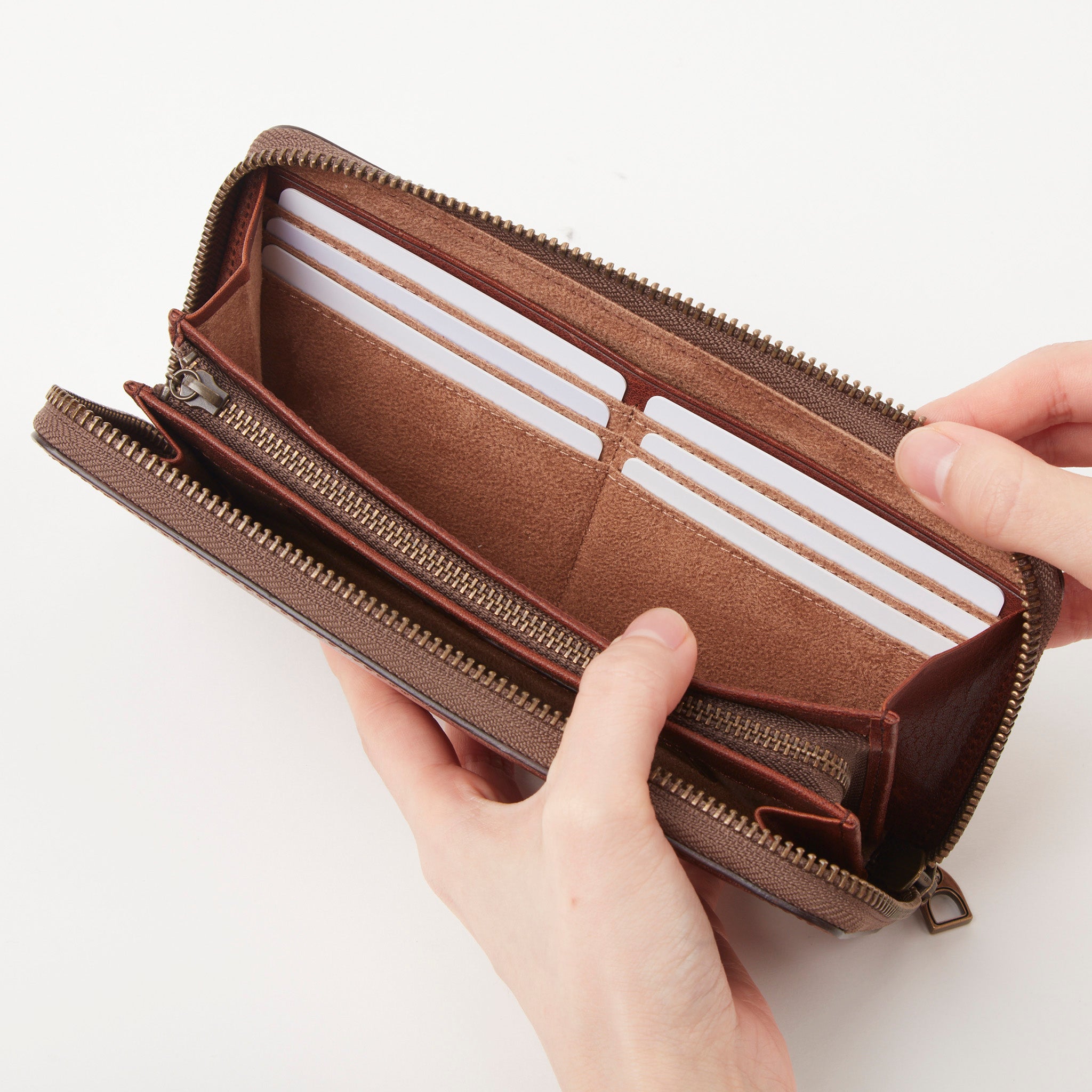 ハイデ ラウンドファスナー長財布 0620254