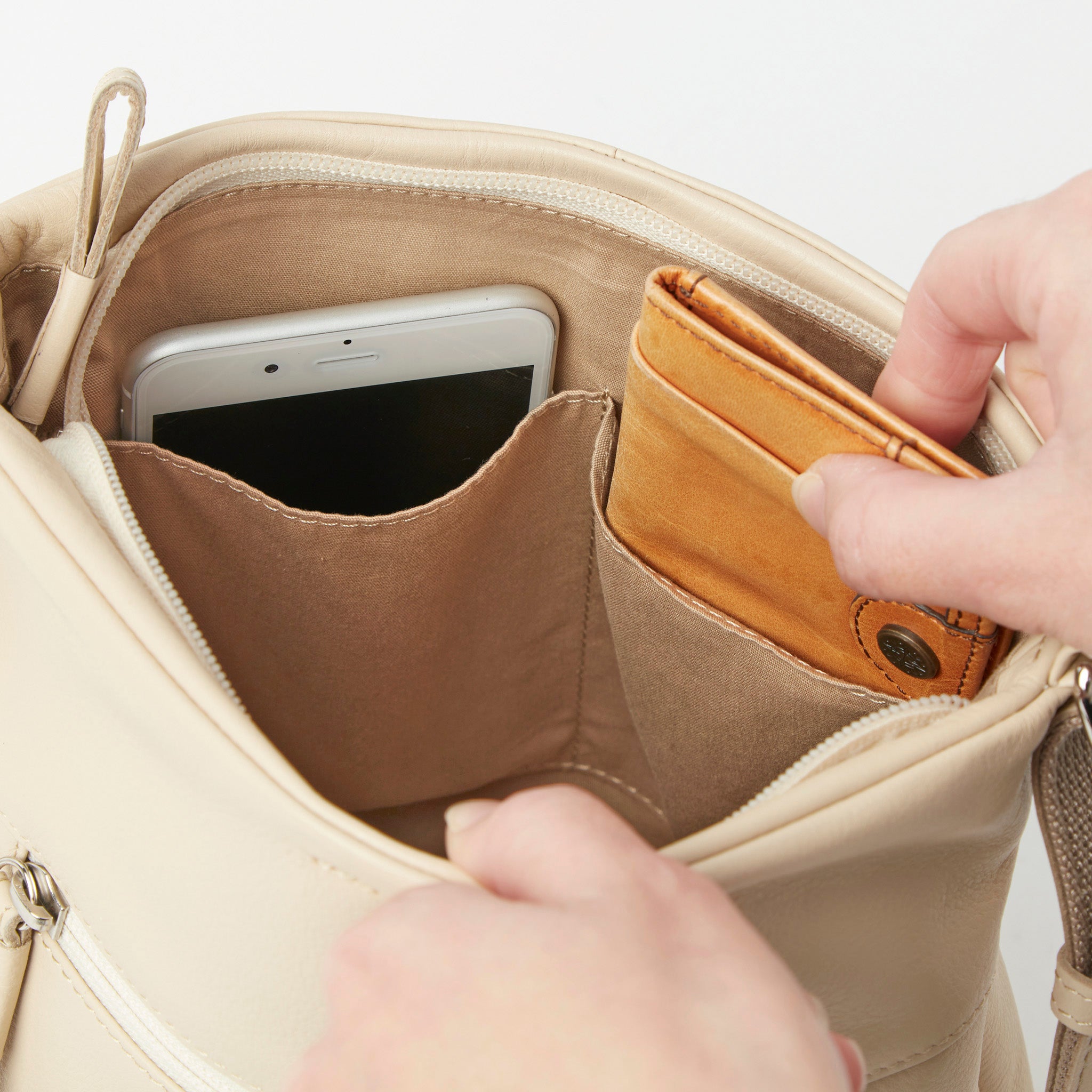 ボンドゥー ショルダーバッグ 1034911