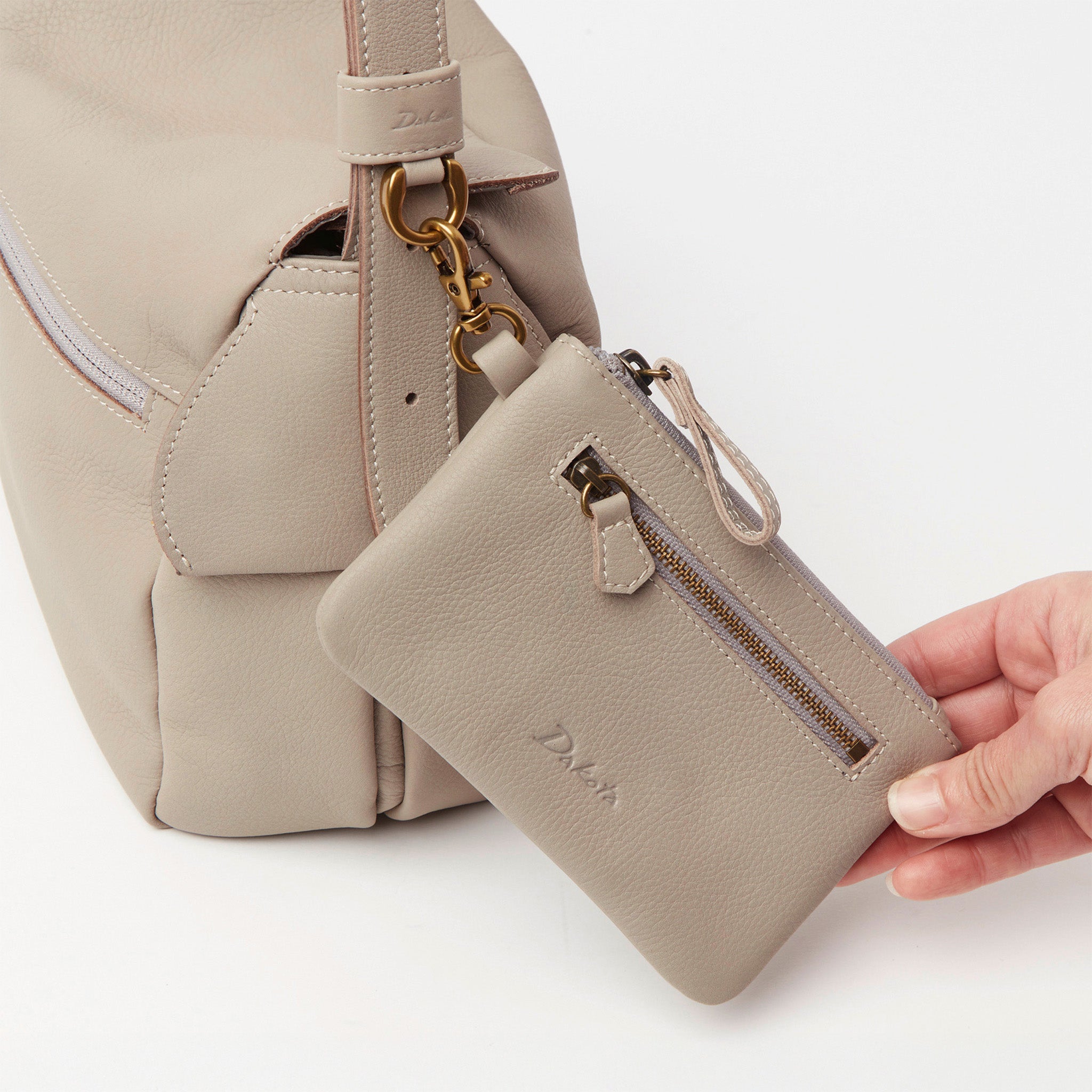 クブリール ポーチ 1034944