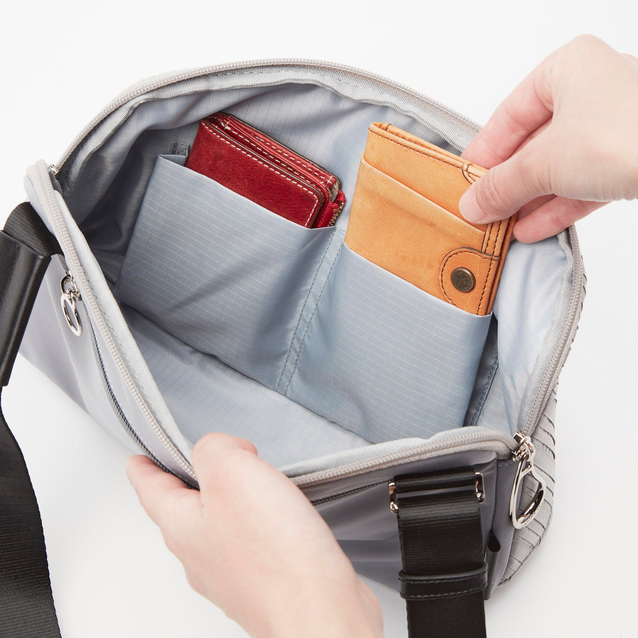 シュシュ ショルダーバッグ 1414610