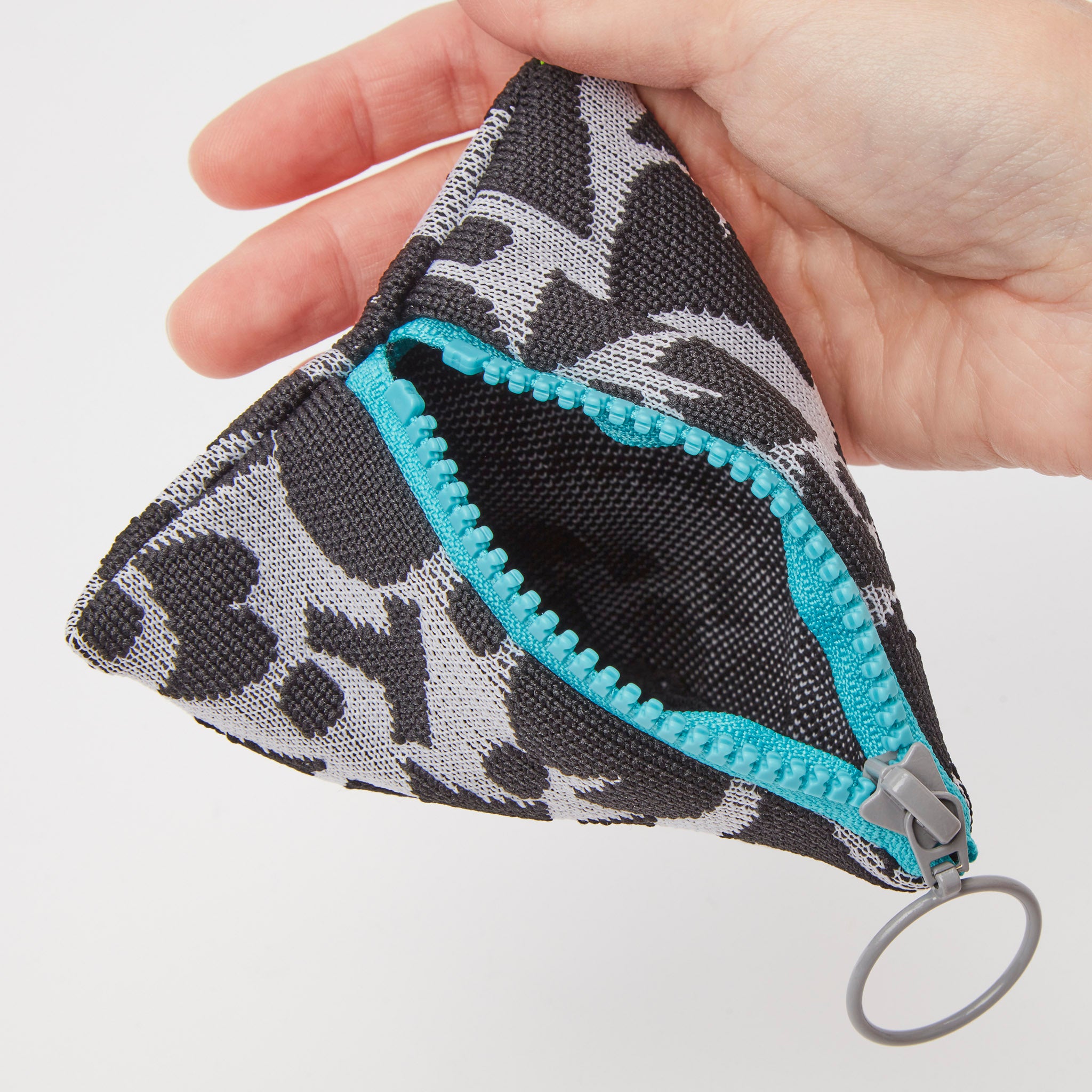 テトラ 三角ミニポーチチャーム 1414630