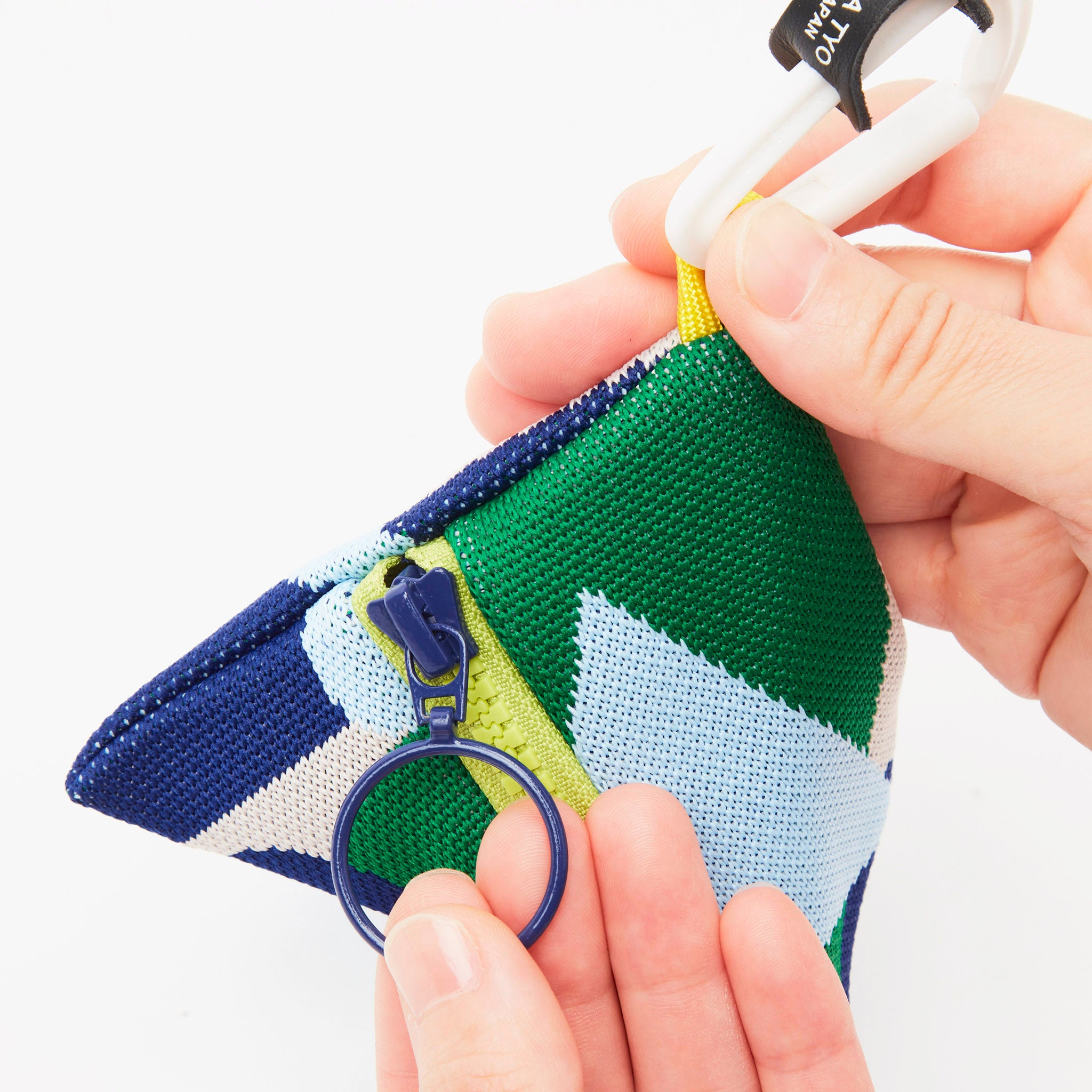 テトラ 三角ミニポーチチャーム 1414630