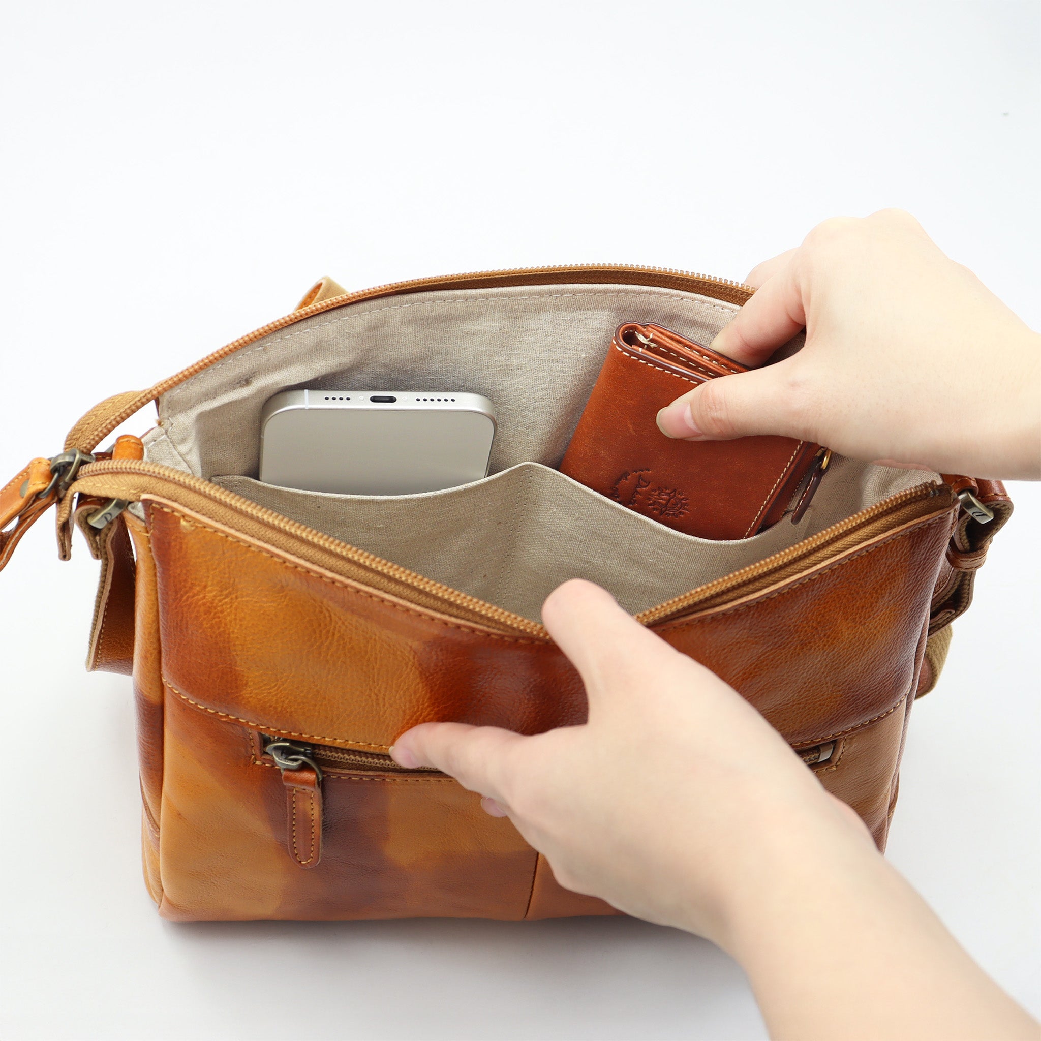 【公式WEB・一部店舗限定品】ペンネロヤロップ ショルダーバッグ 1541771