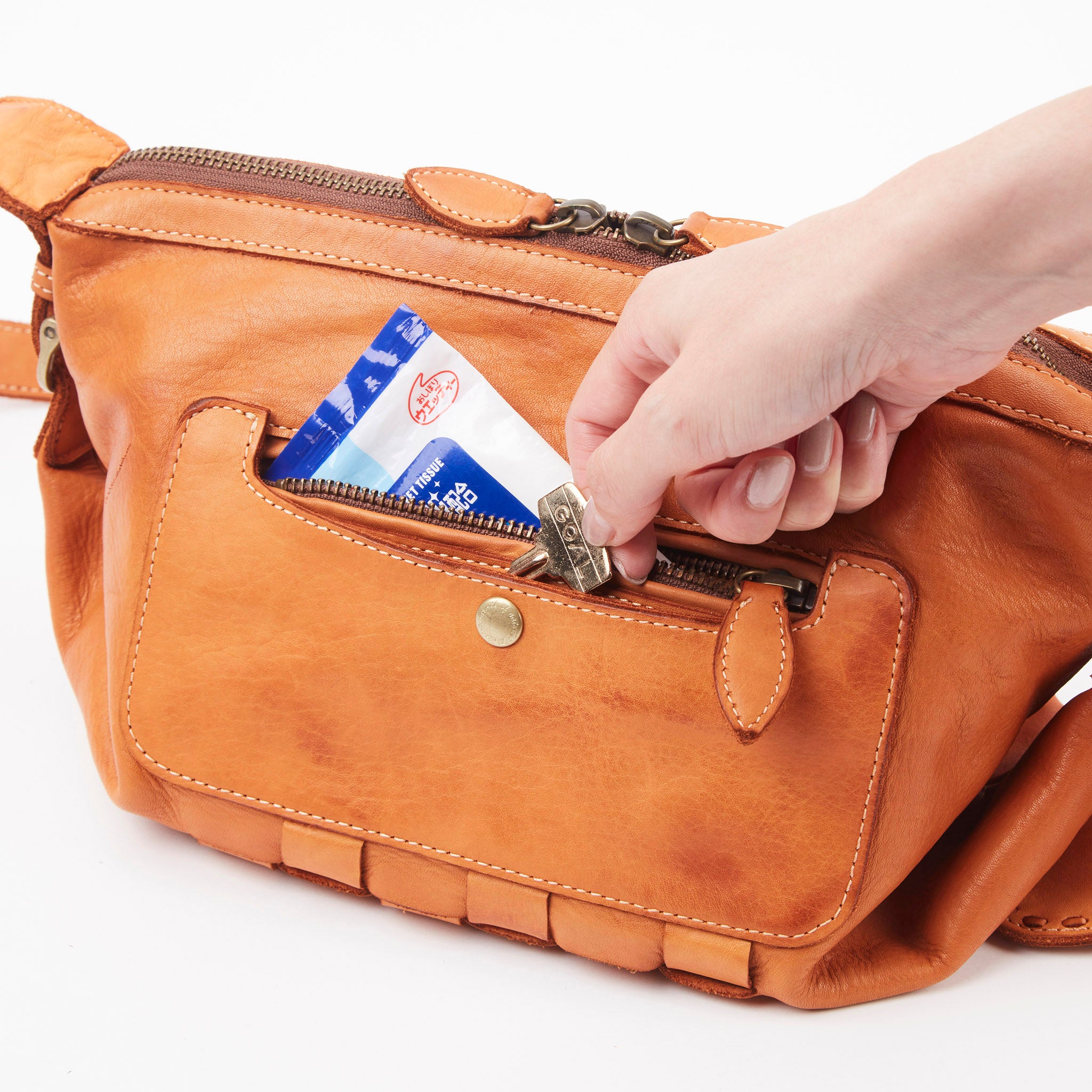 アーロ ショルダーバッグ 1601081