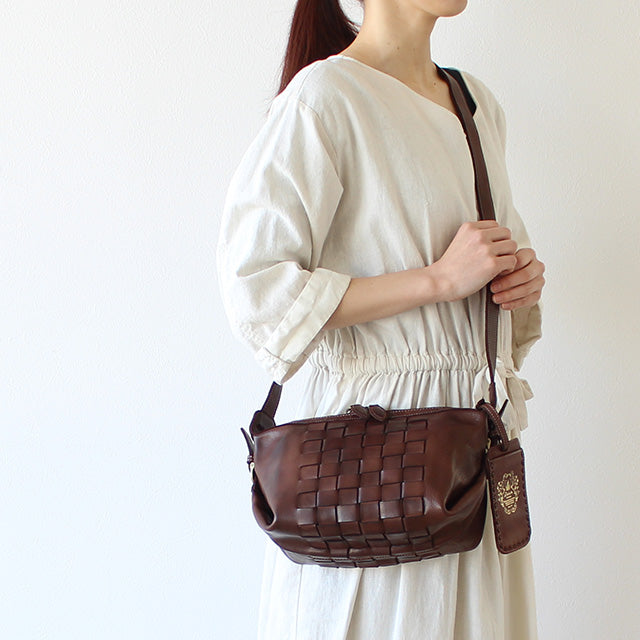 アーロ ショルダーバッグ 1601081