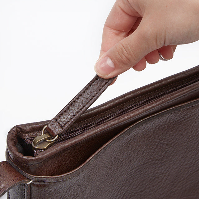 イオ ショルダーバッグ 1623201