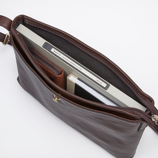 イオ ショルダーバッグ 1623201