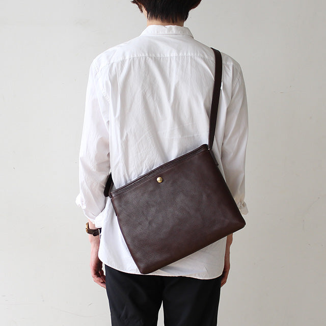 イオ ショルダーバッグ 1623201