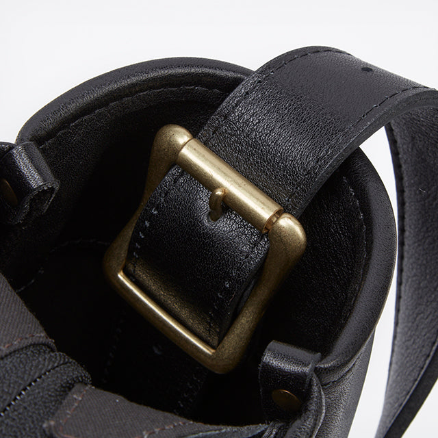 イオ ショルダーバッグ 1623203