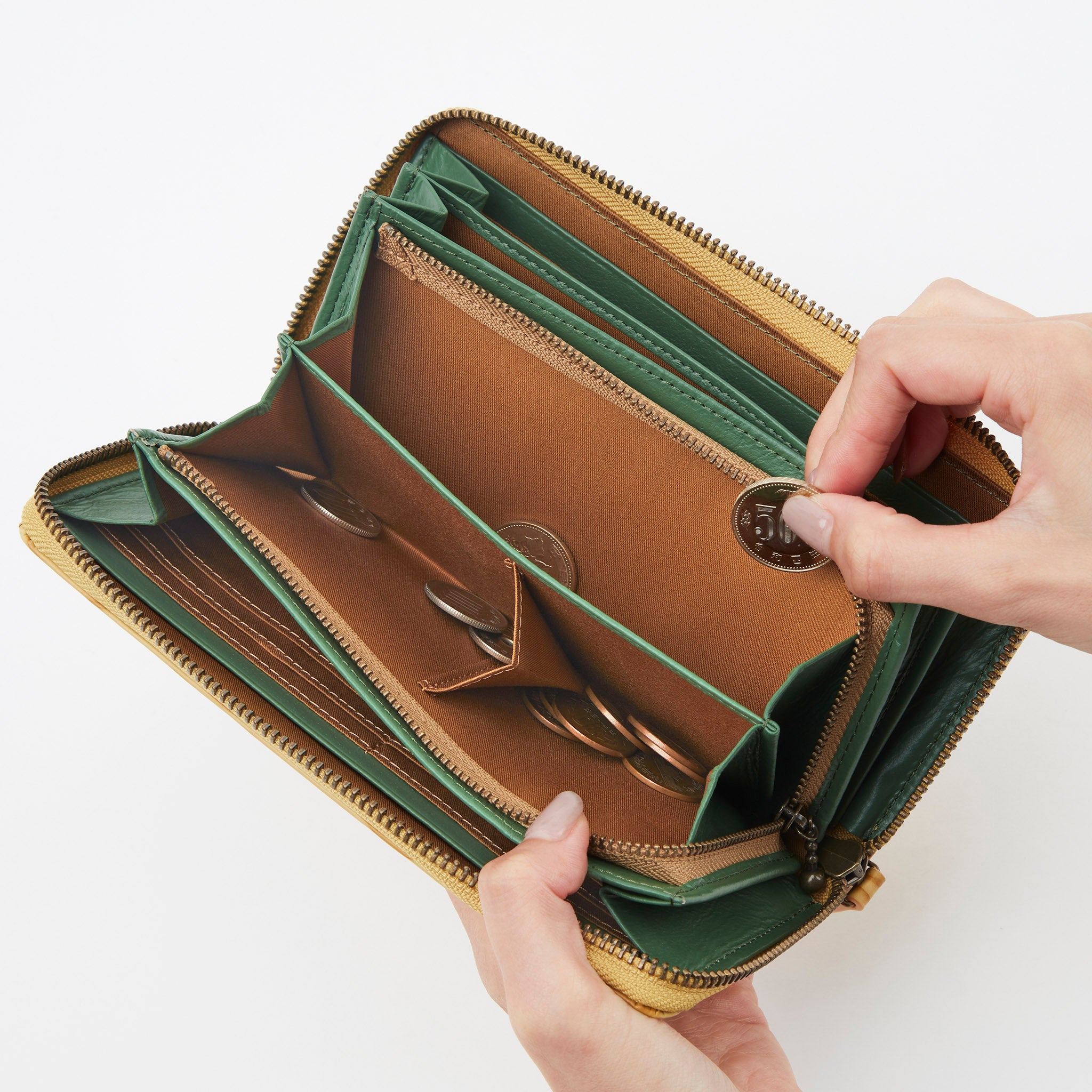 オーラ ラウンドファスナー長財布 5470203