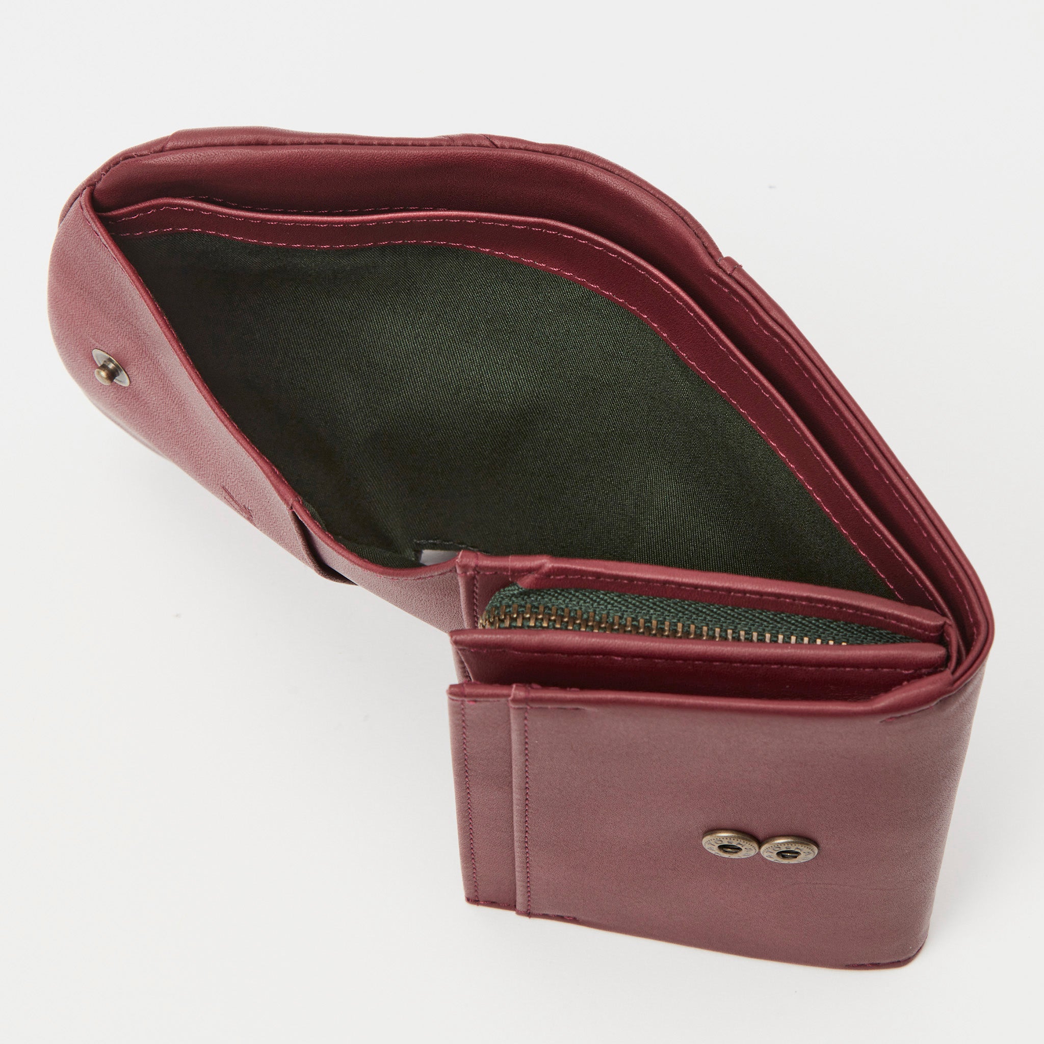 インビシブレ 二つ折り財布 5470572