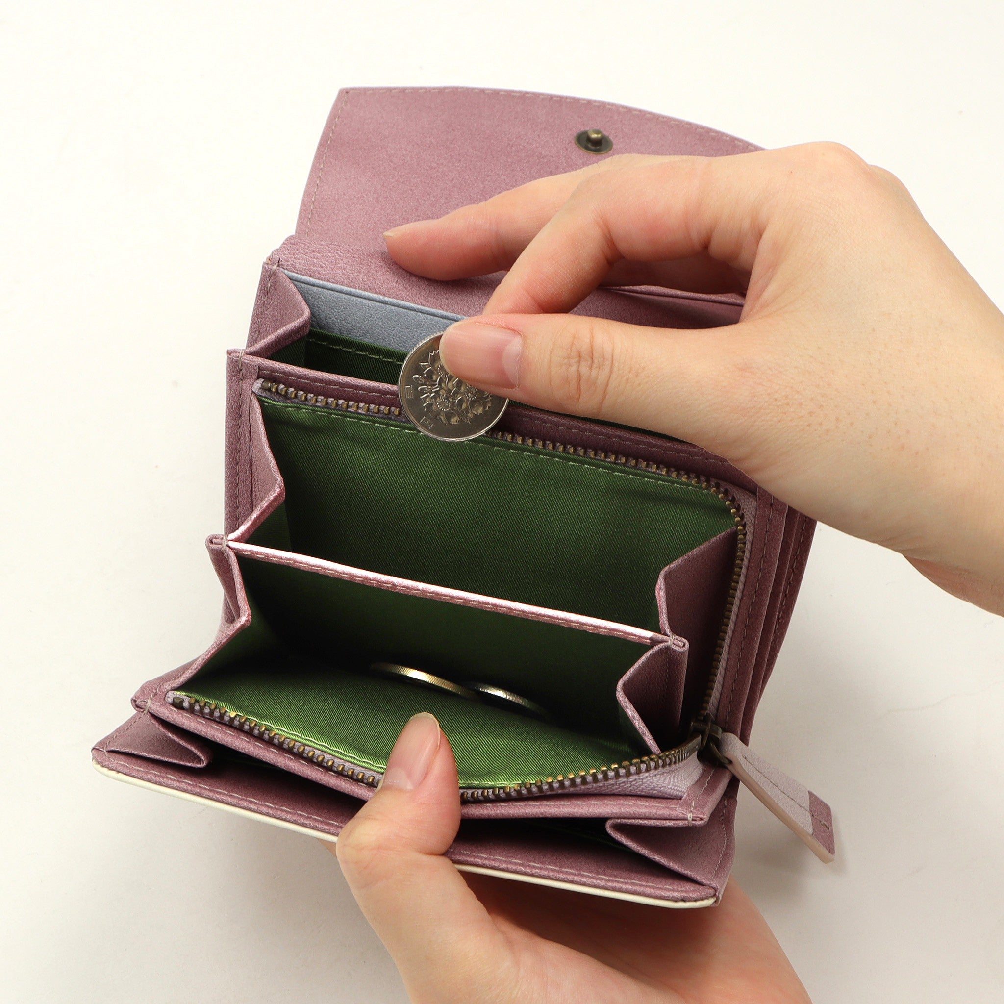 カミーノLE 二つ折り財布 5470590