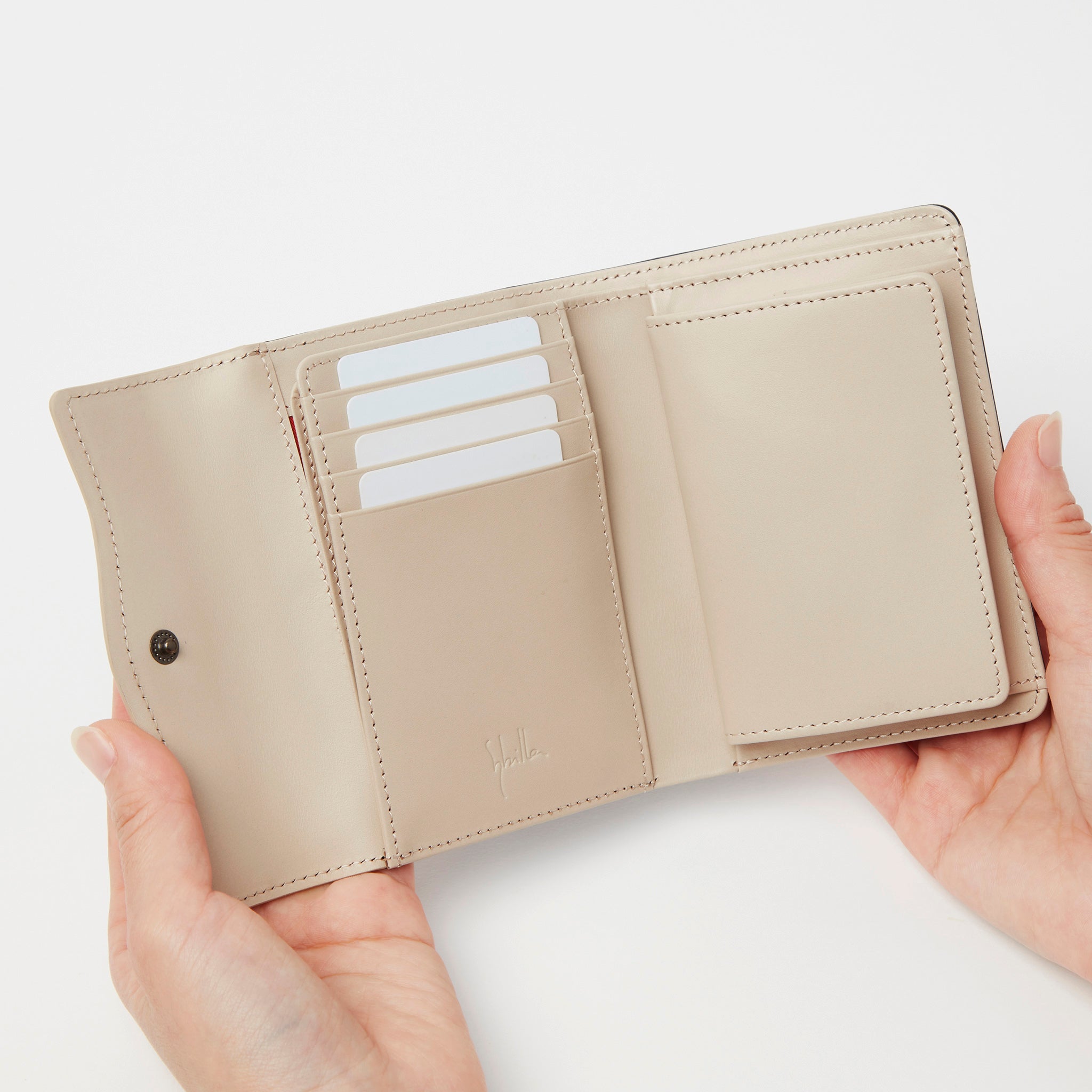 アラディノ 二つ折り財布 5470601