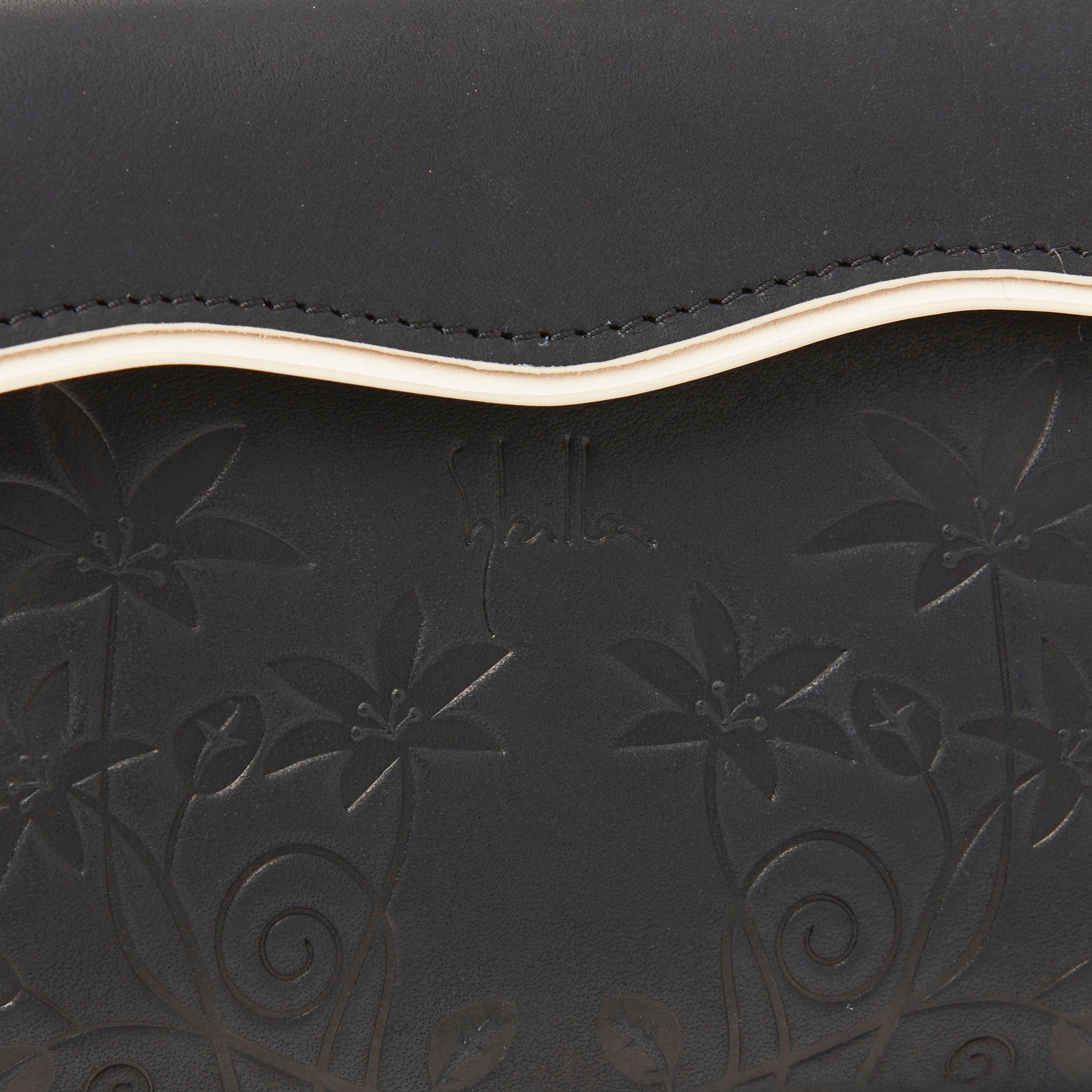 アラディノ 二つ折り財布 5470601