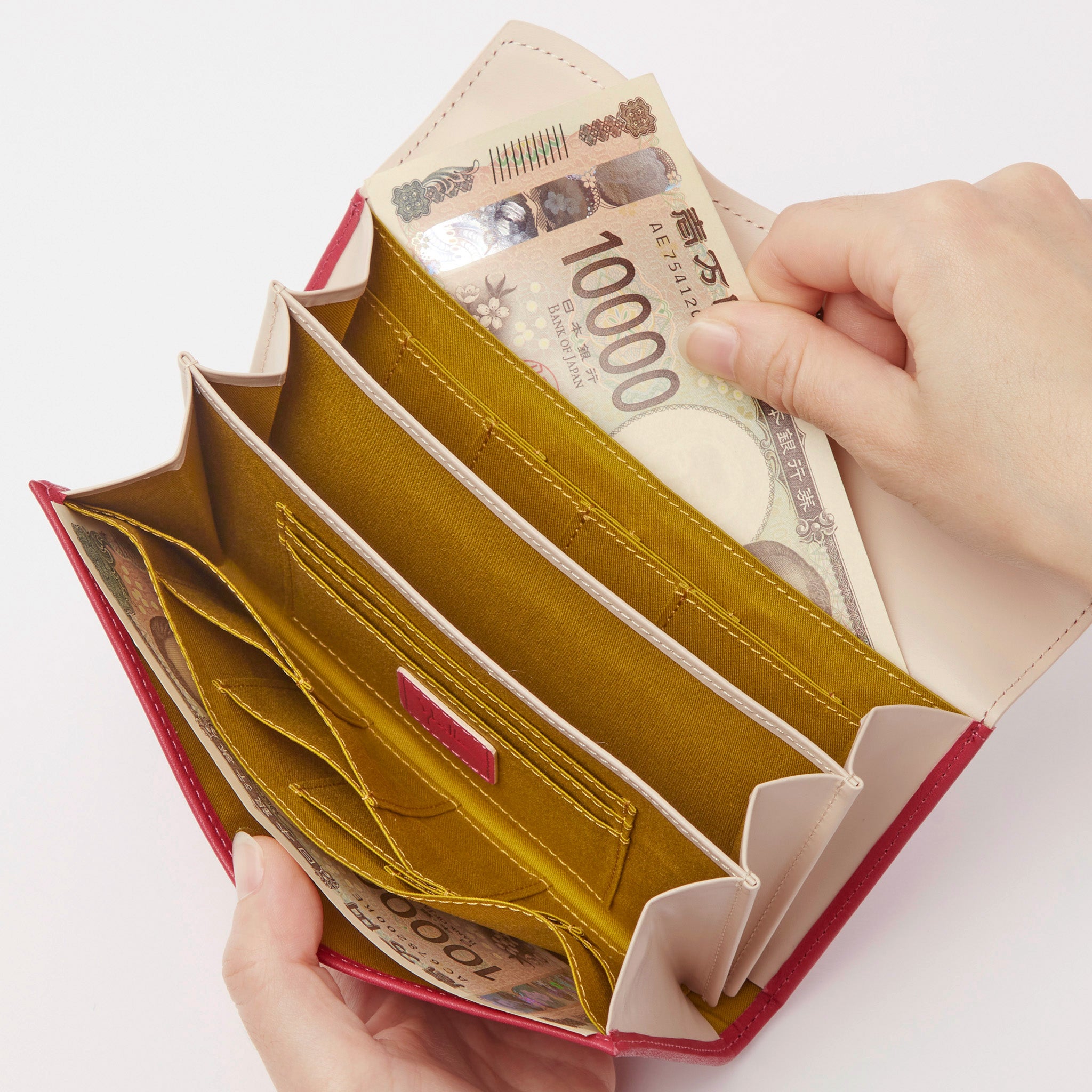 アラディノ 長財布 5470602