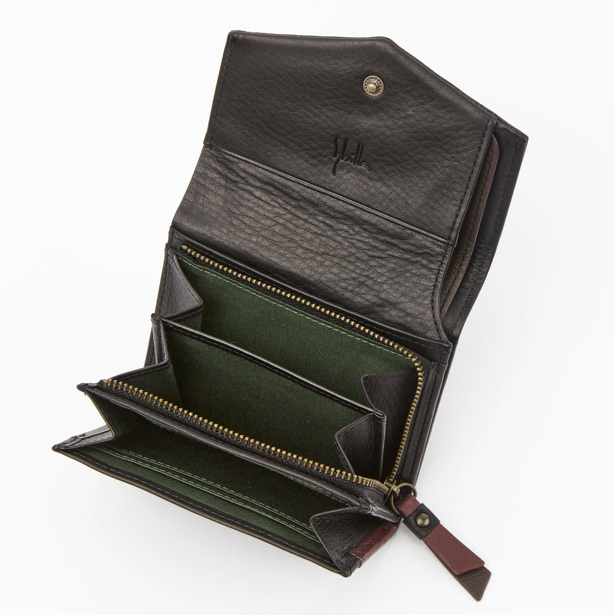 ブラック・ワインの内装色