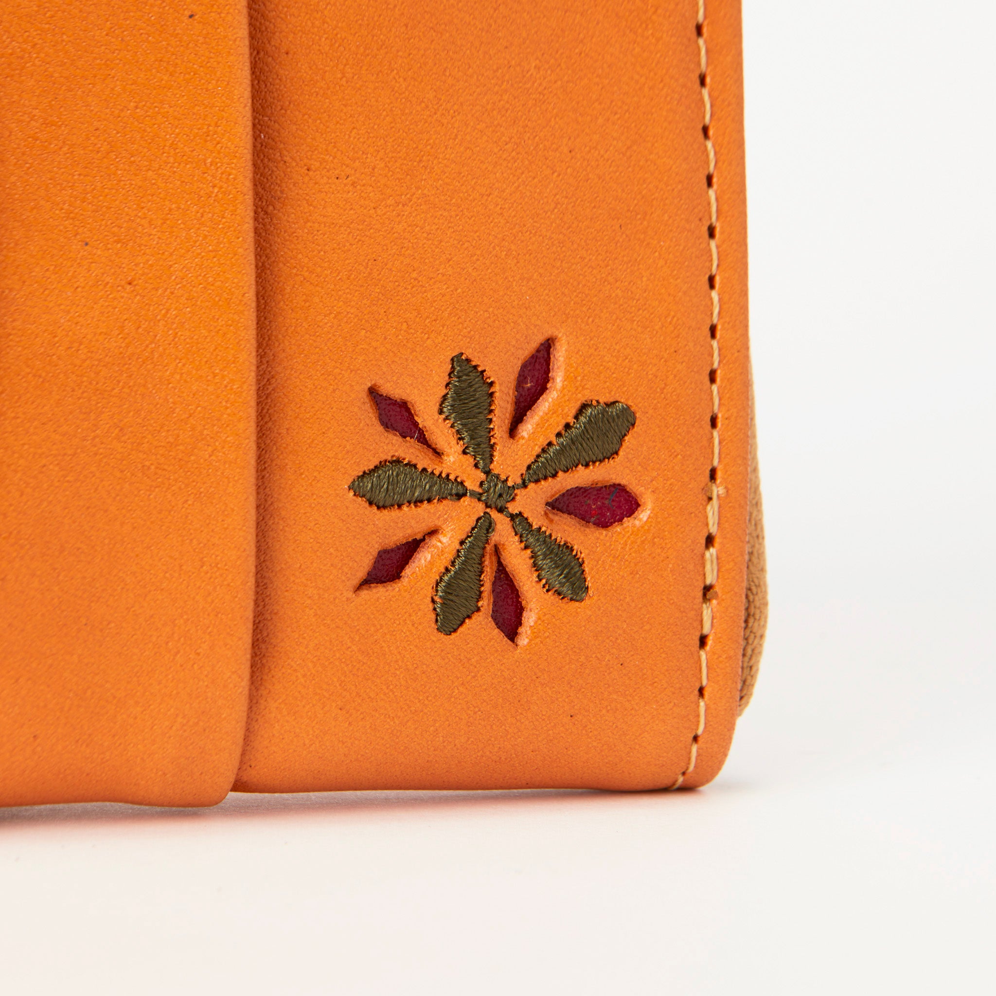 ラーナ L字ファスナー長財布 5471174