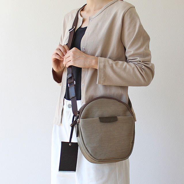 ピリエ ショルダーバッグ 6433050