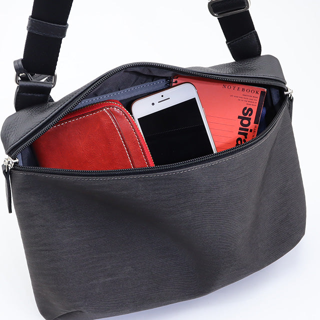 ピリエ ショルダーバッグ 6433051