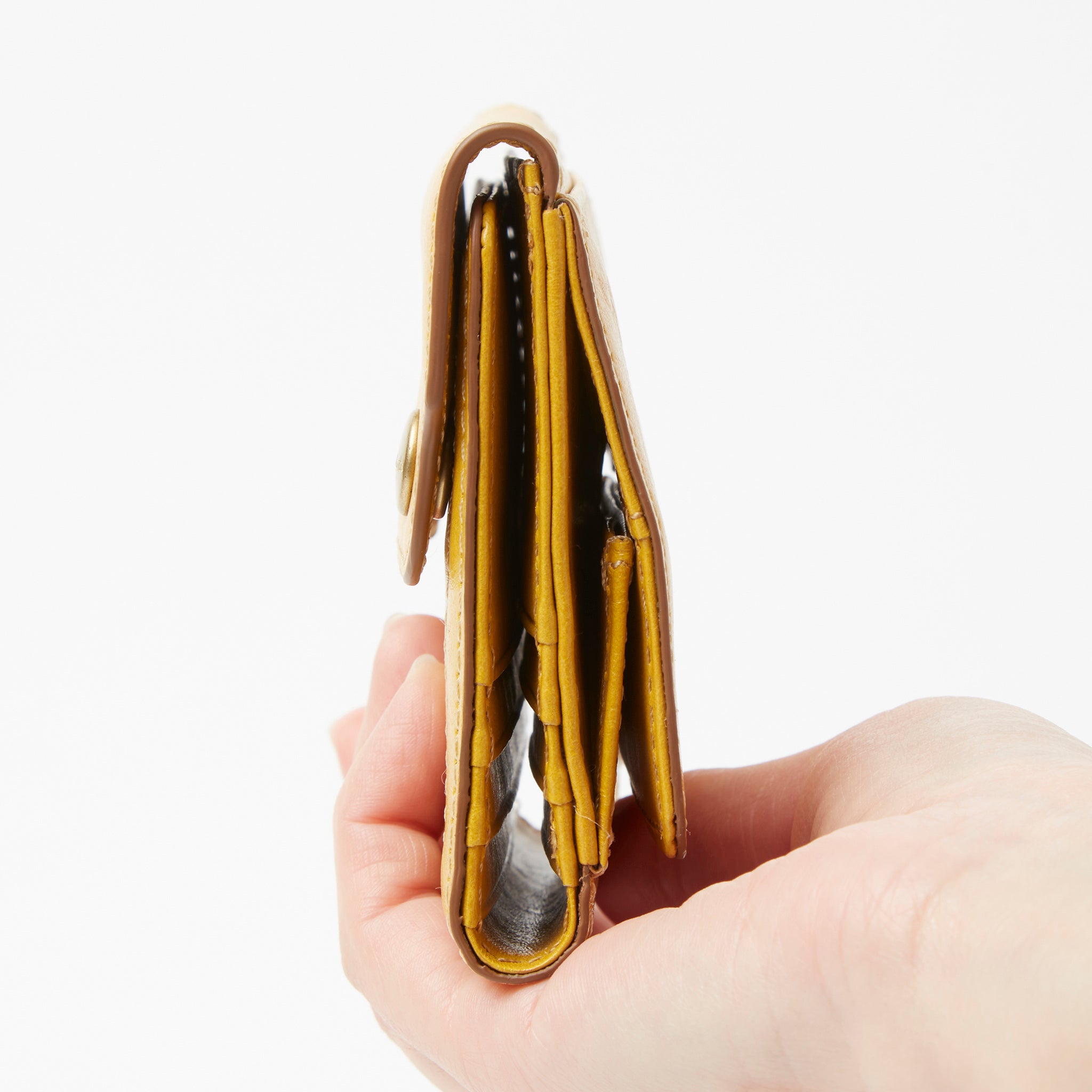 ヴィタミーナ 二つ折り財布 0031900