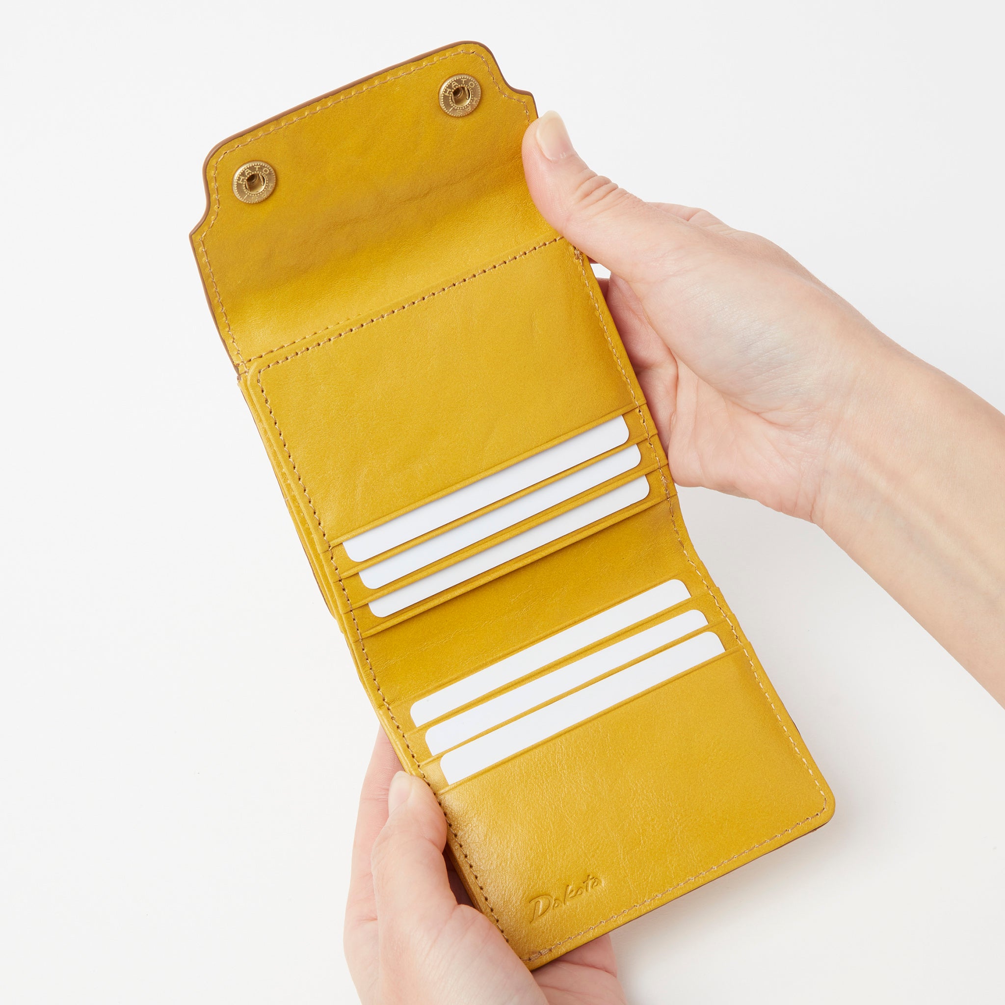 ヴィタミーナ 二つ折り財布 0031900