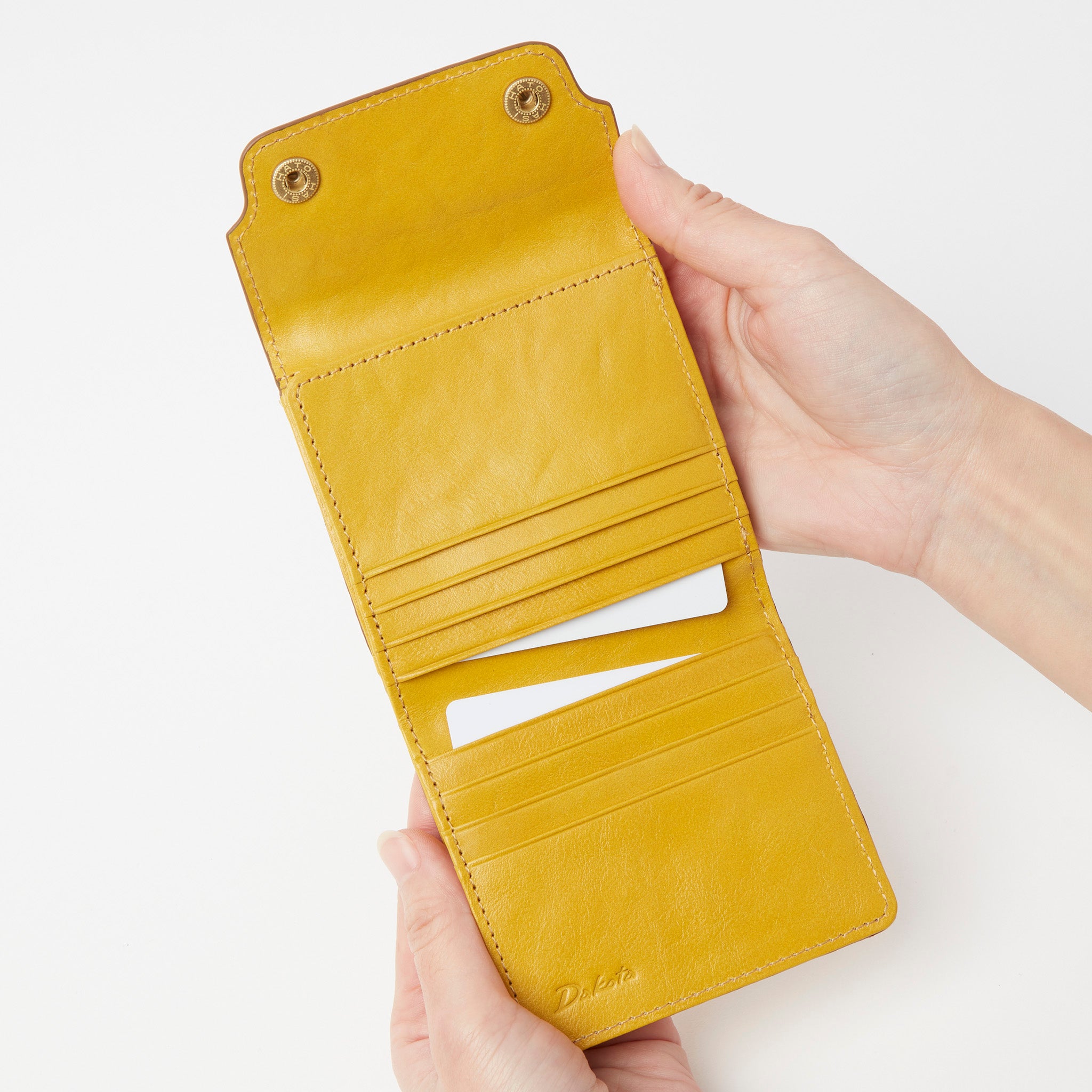 ヴィタミーナ 二つ折り財布 0031900