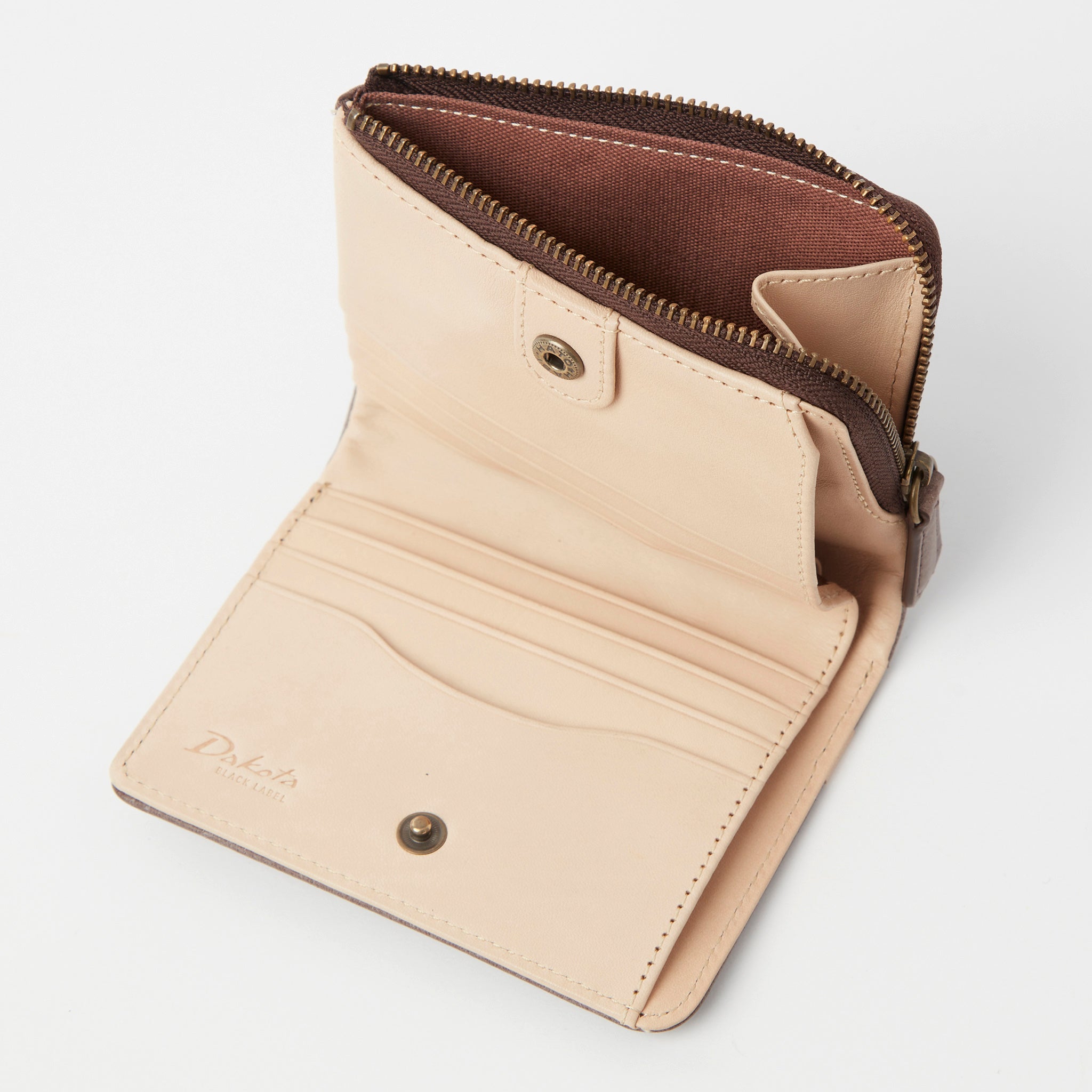 クレマ　二つ折り財布　0620132