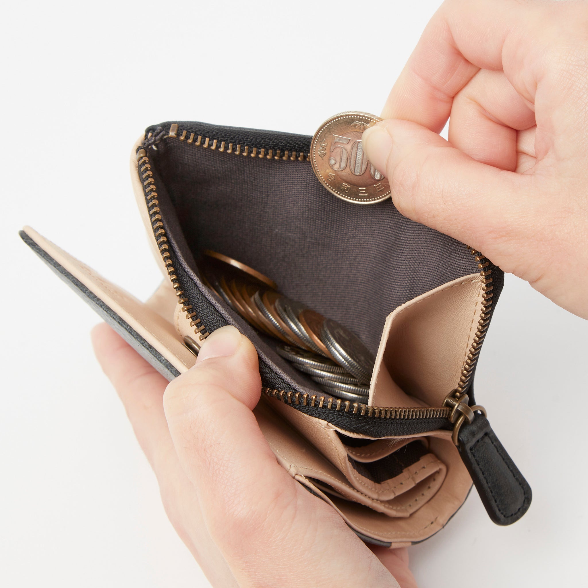 クレマ　二つ折り財布　0620132