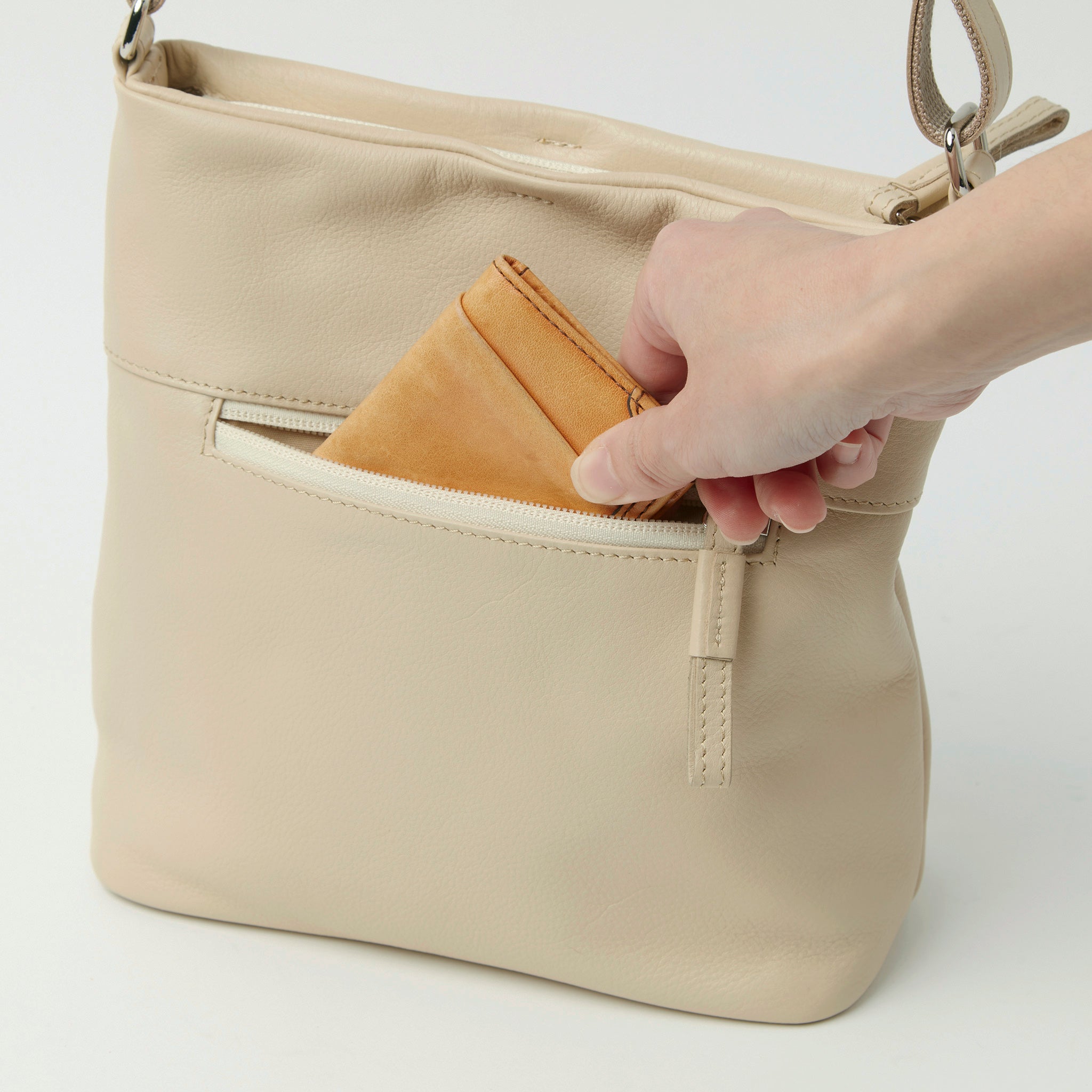 ボンドゥー ショルダーバッグ 1034911