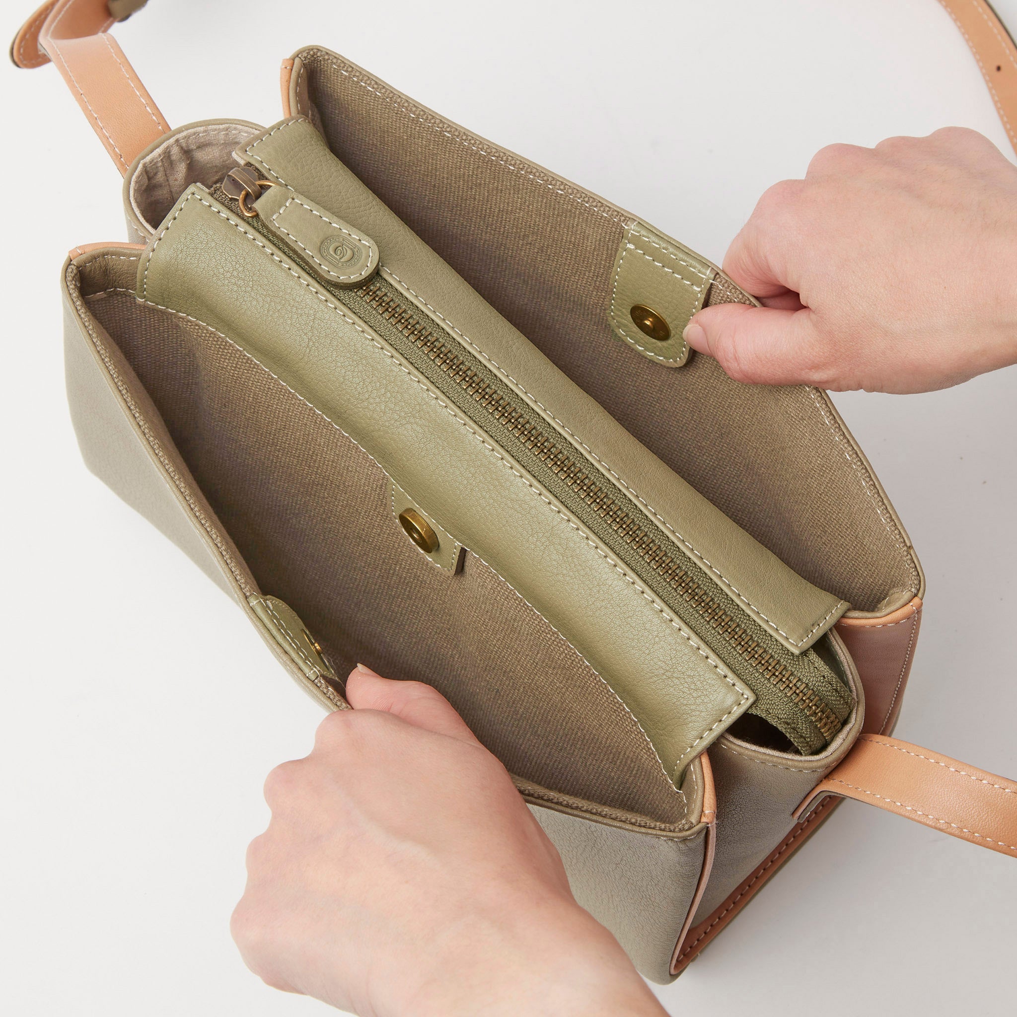 レッタンゴロ ショルダーバッグ 1034922