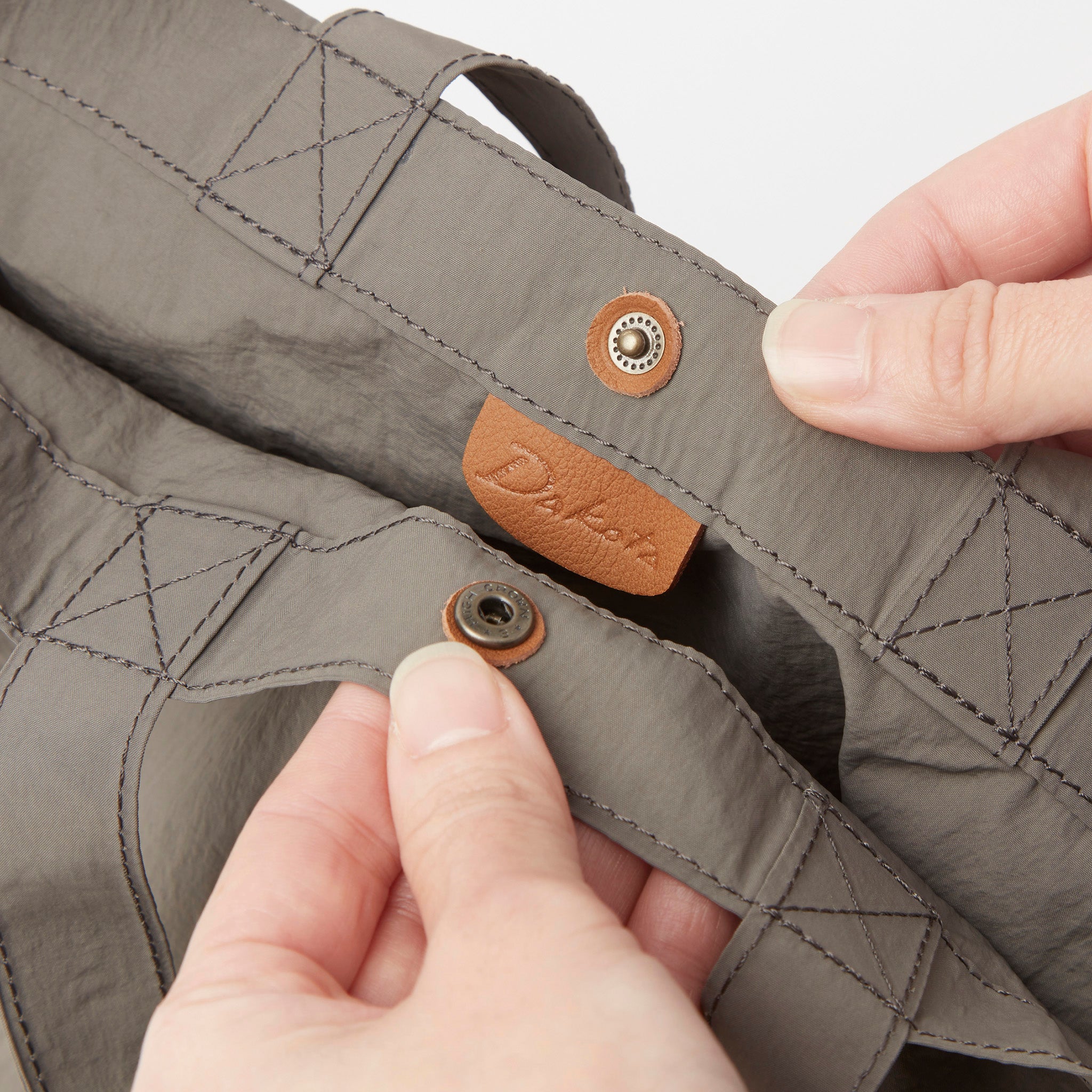 クブリール サブバッグ付きポーチ 1034943