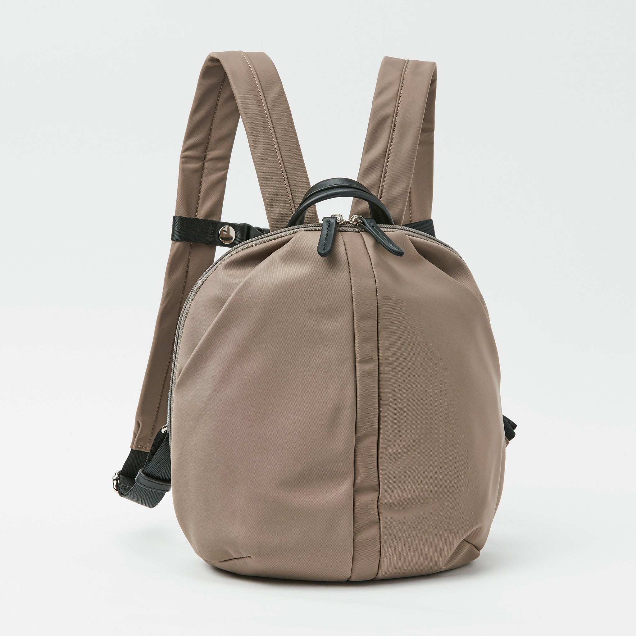 美品 ダコタ オーリオ22WAY レザー　リュック　バックパック　ターンロック 楽天市場】ダコタ（バックパック・リュック｜レディースバッグ