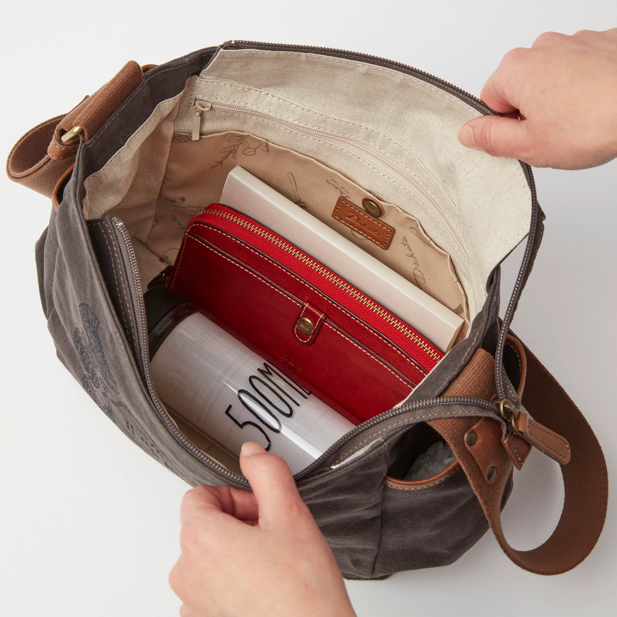 コンチャ ショルダーバッグ 1531782