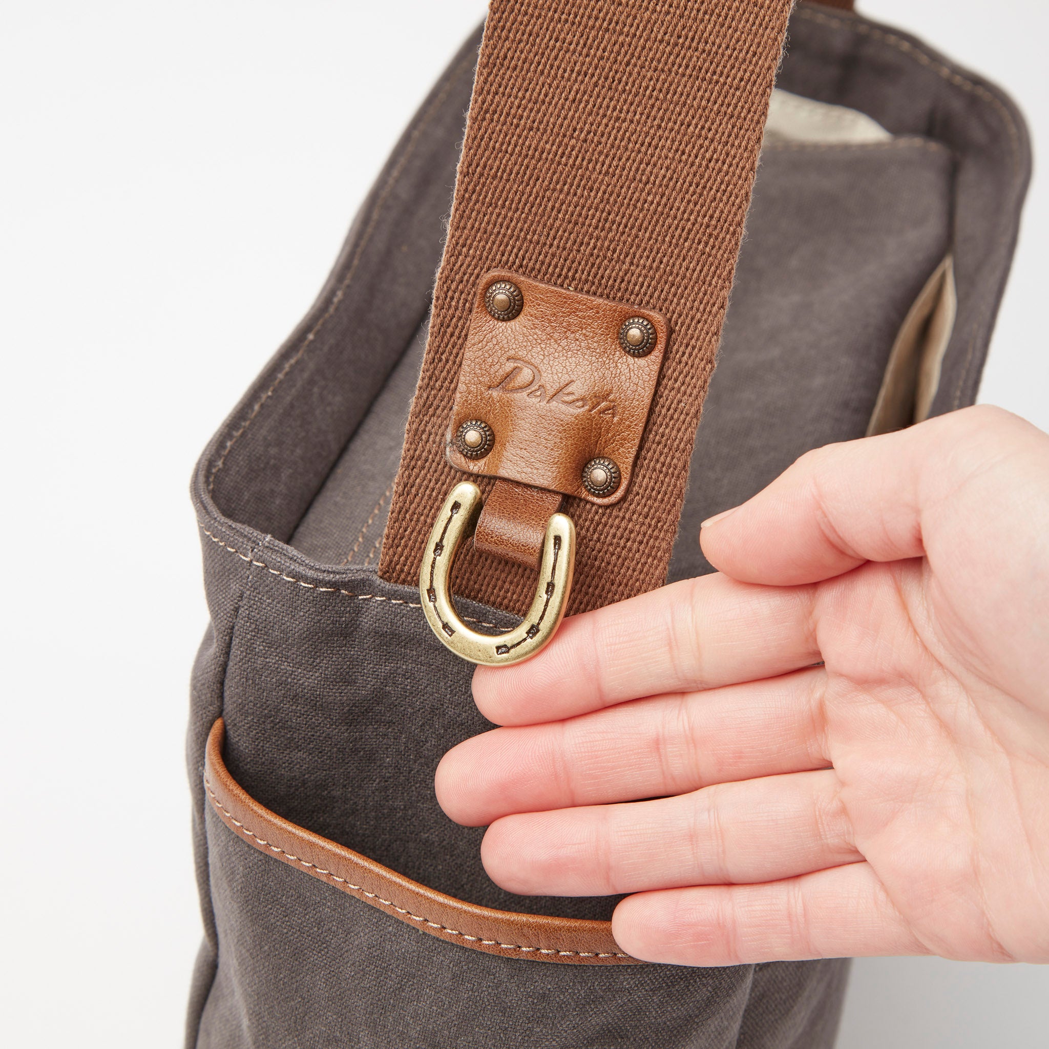 コンチャ ショルダーバッグ 1531782