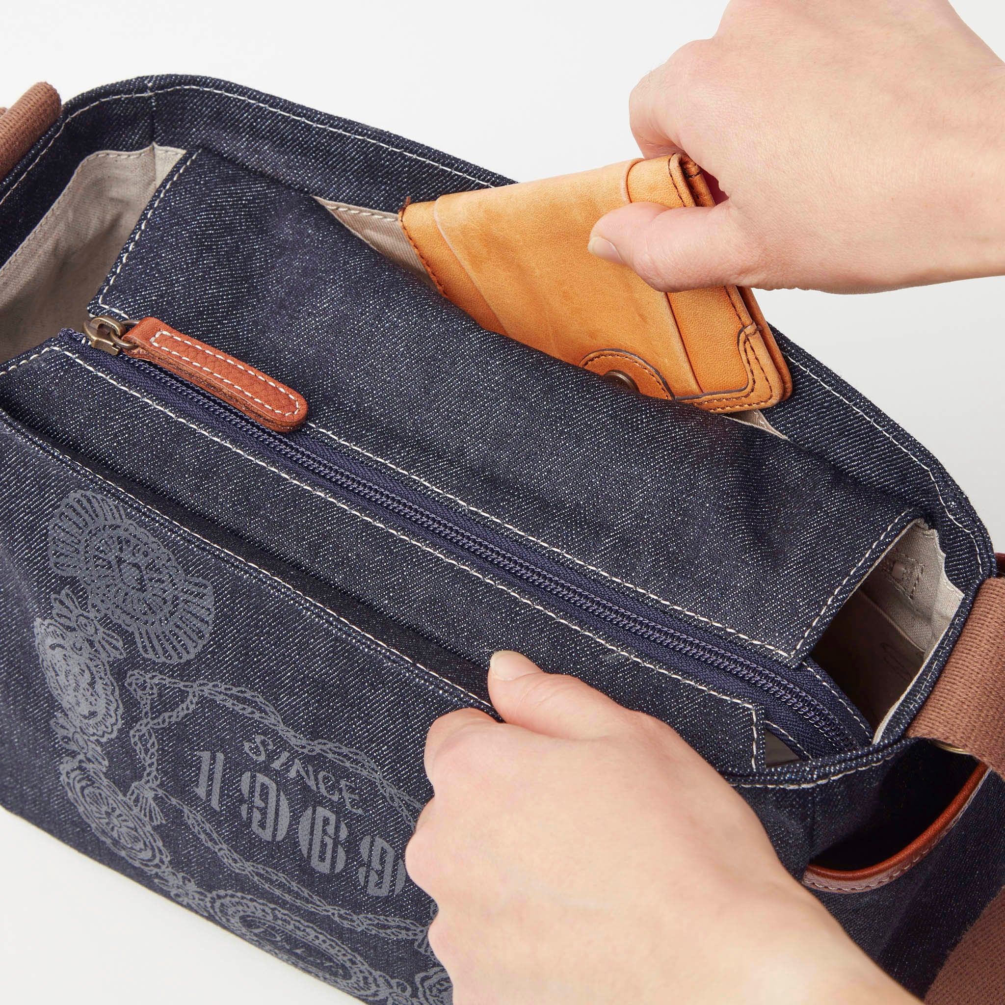 コンチャ (デニム) ショルダーバッグ 1531792