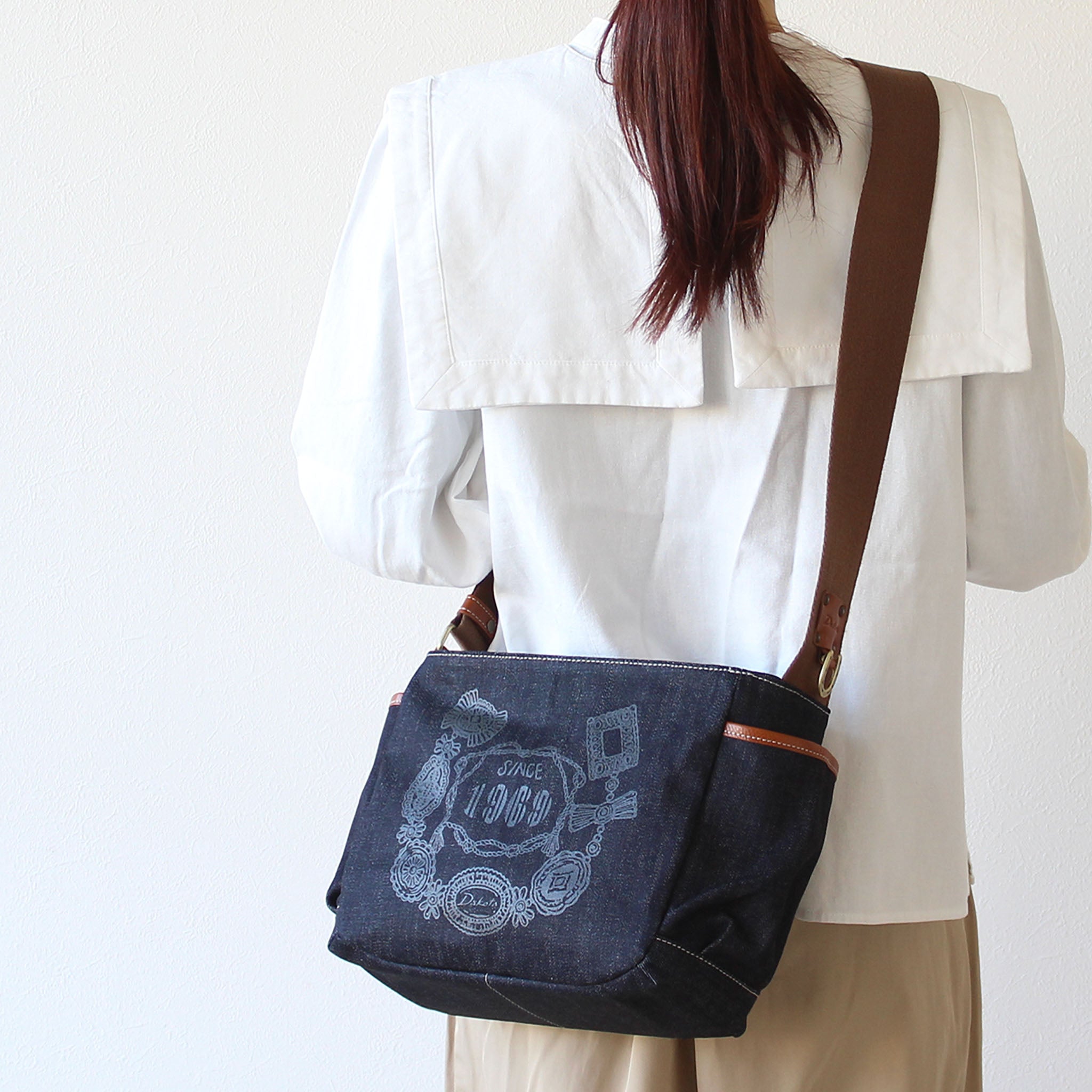 コンチャ (デニム) ショルダーバッグ 1531792