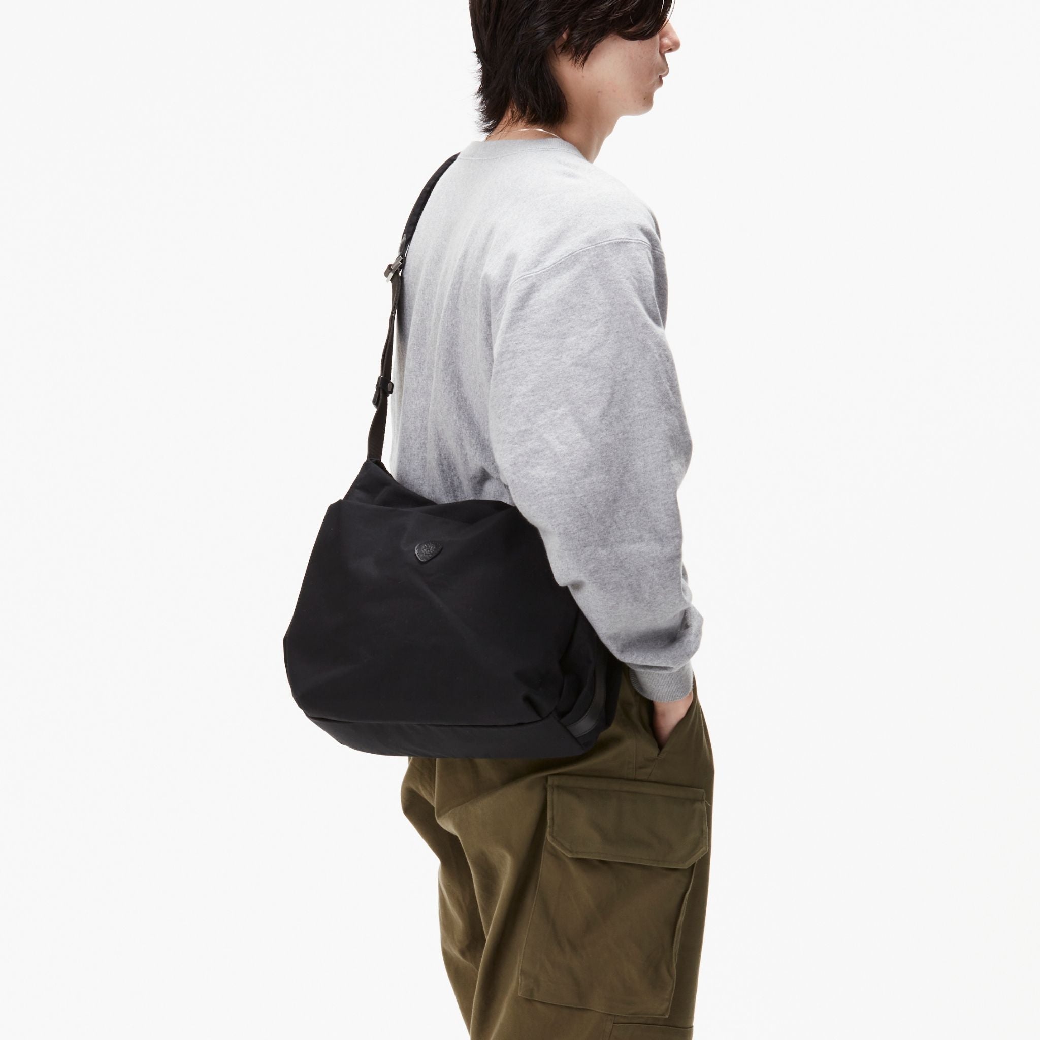 身長177cm・ブラック