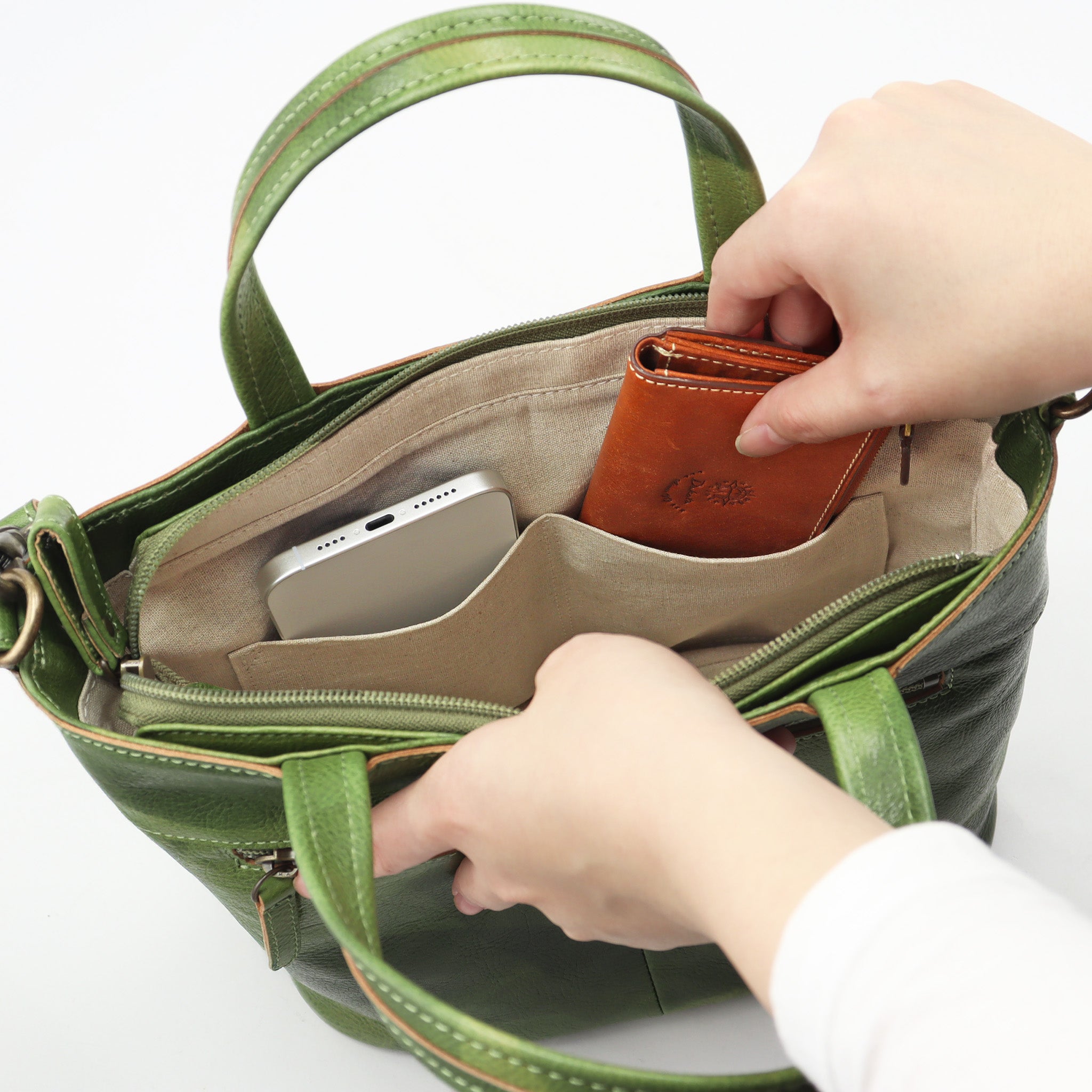 【公式WEB・一部店舗限定品】ペンネロヤロップ 2wayハンドバッグ 1541770