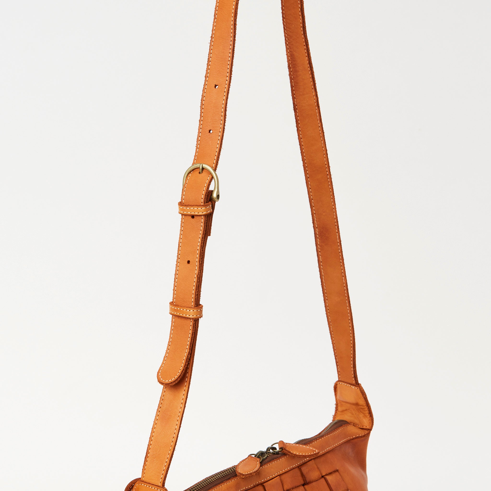 アーロ ショルダーバッグ 1601081