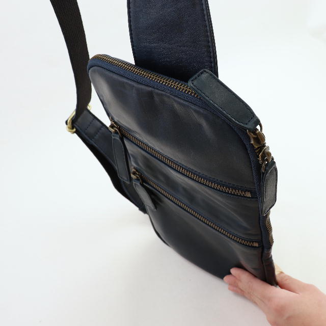 ホースト3 ショルダーバッグ 1623802
