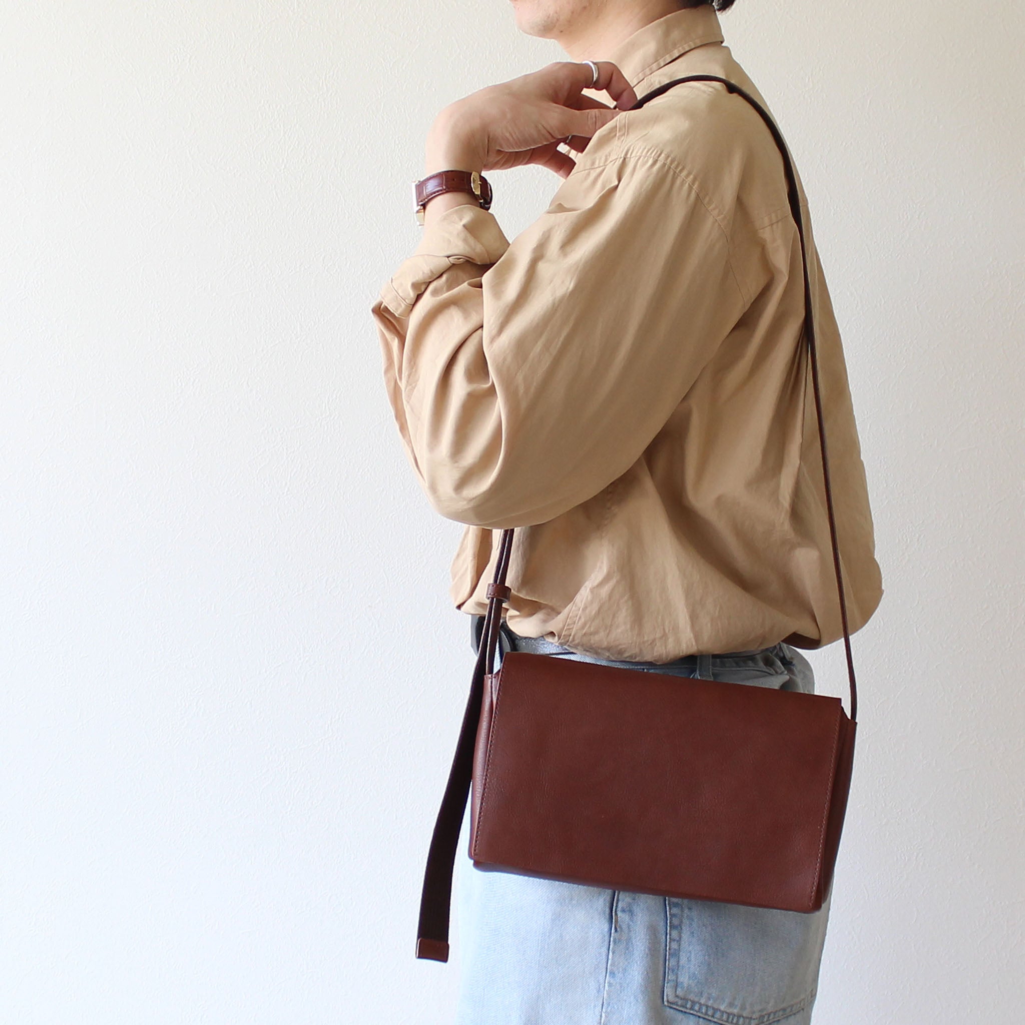 ロード ショルダーバッグ 1624901