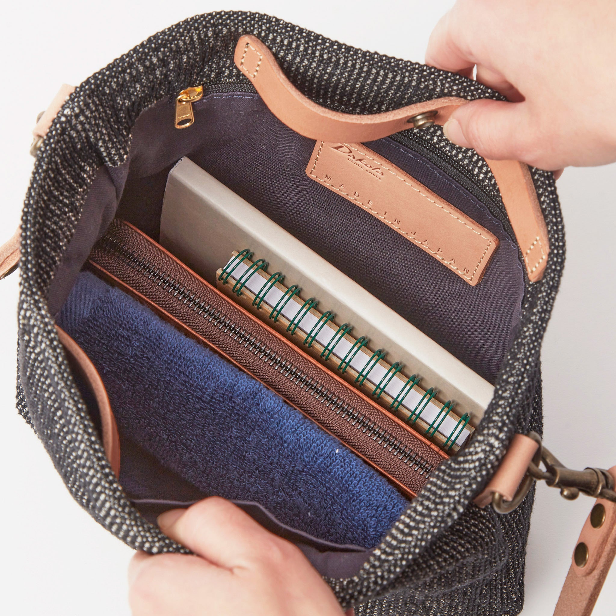 ドビー ショルダーバッグ 1625300